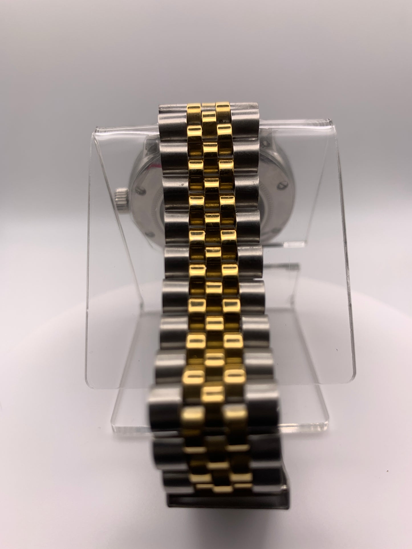 Mister Green Jeans. 39mm stainless steel. Box mineral crystal with blue AR coating. Seiko NH35 automatic. Vintage Speidel bracelet.