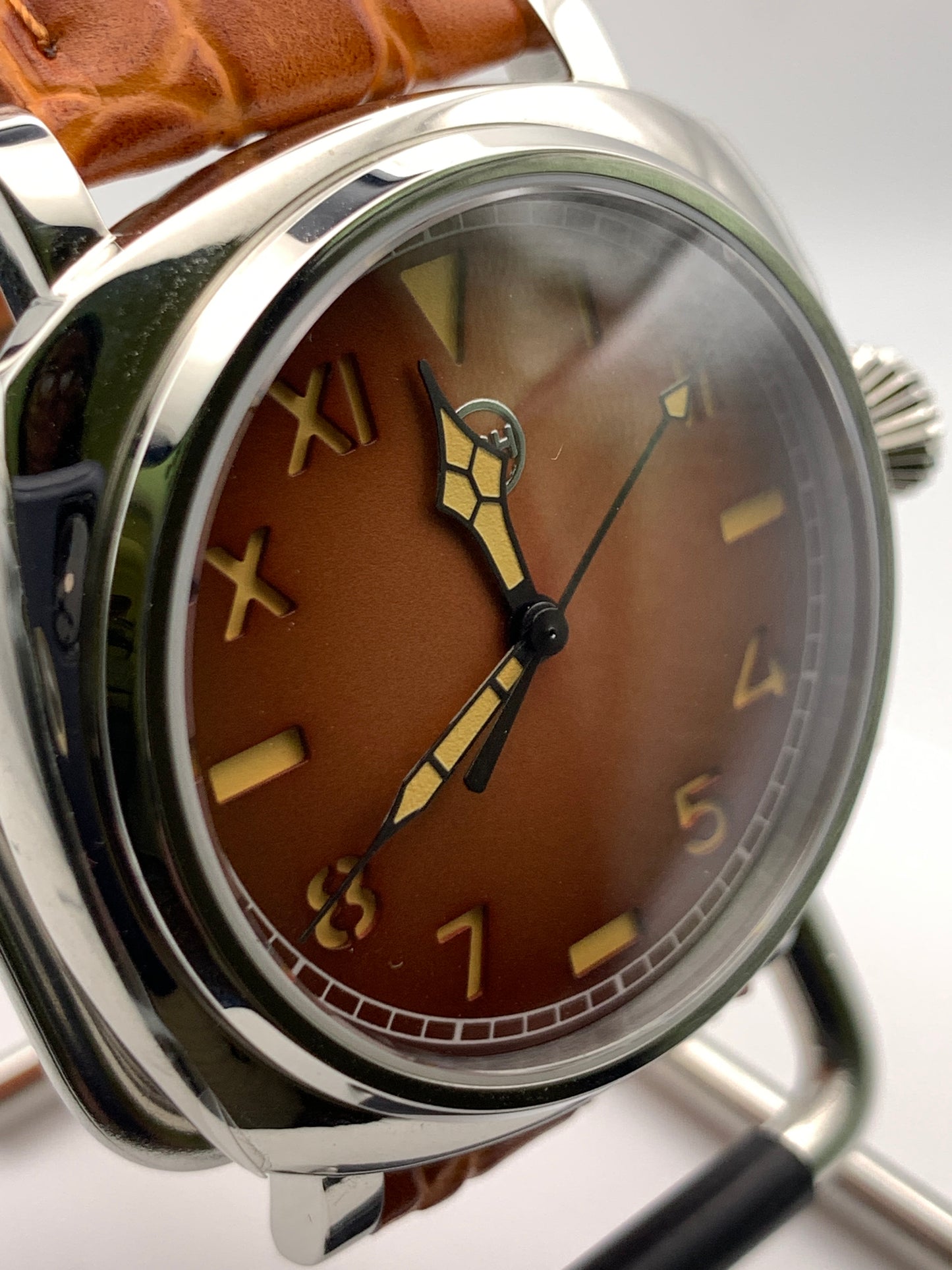 Wayfarer. 44mm stainless steel case.  Sapphire crystal. Sandwich dial. Seiko NH38.