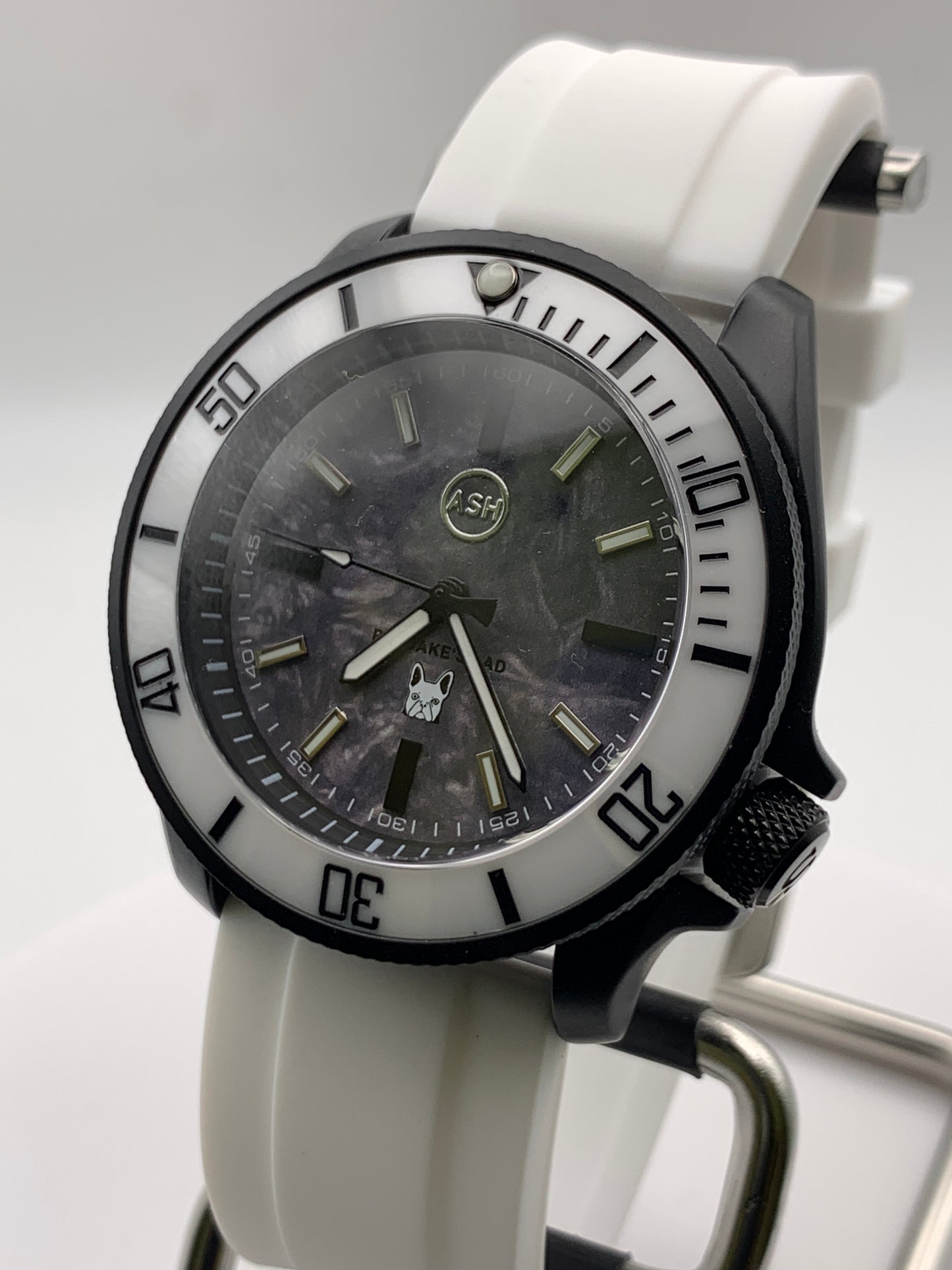 Jason Tribute #2 - 40mm PVD coated stainless steel. Sapphire crystal. Custom dial. Seiko NH38. 5 straps pictured included.