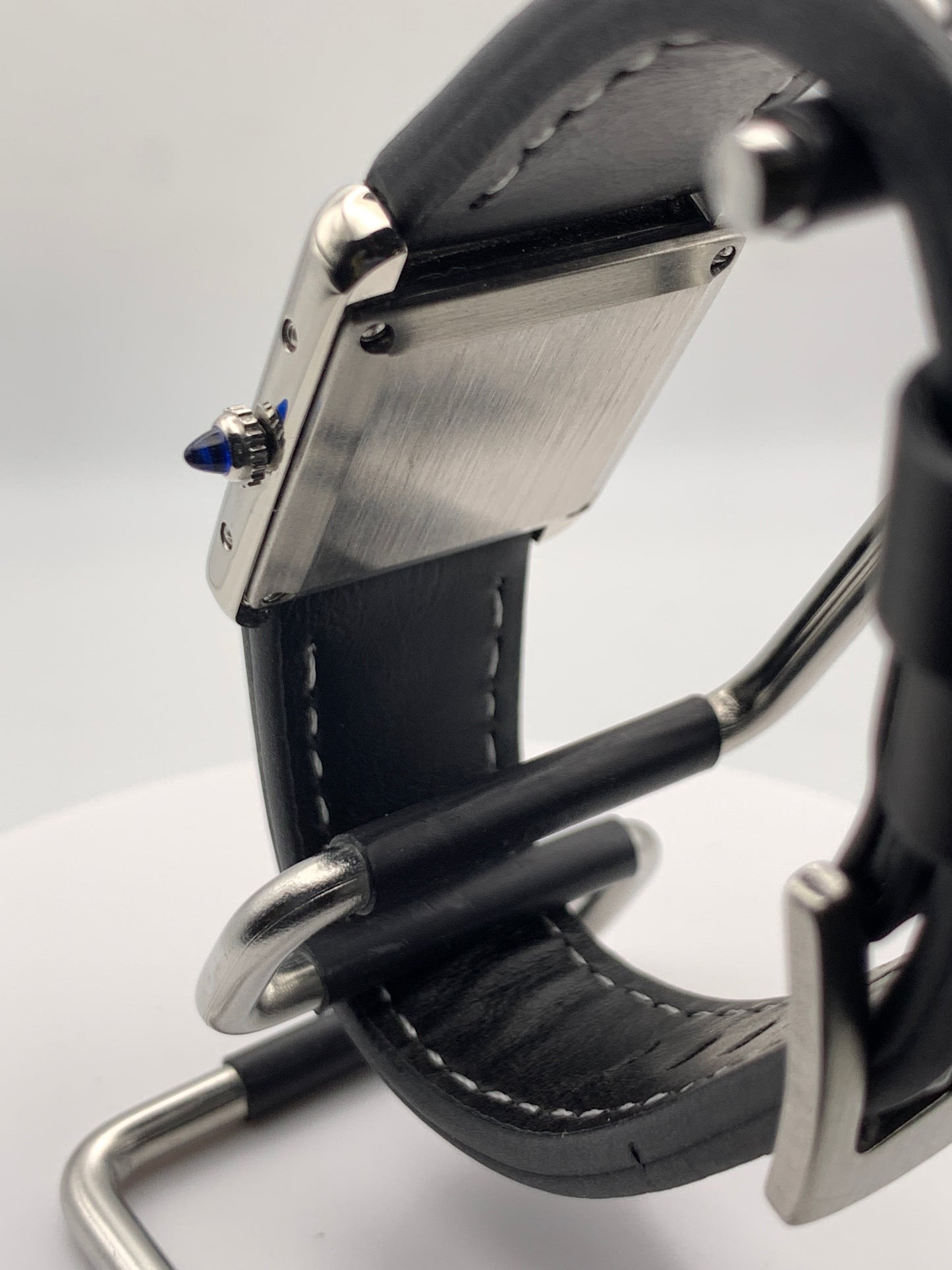 Well Rounded 1.1 - 8.7mm thick. 26mm stainless steel case. 34mm lug to lug. Seiko VJ24 quartz movement.