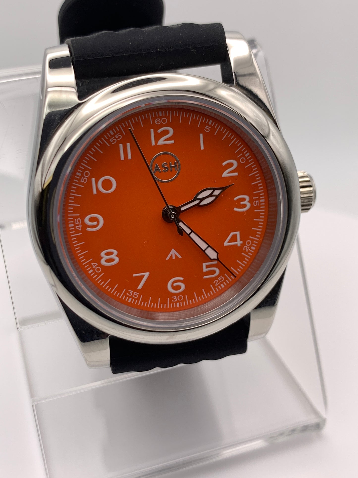 Blood Orange.  39mm stainless steel field watch. Sapphire crystal. NH38 automatic.