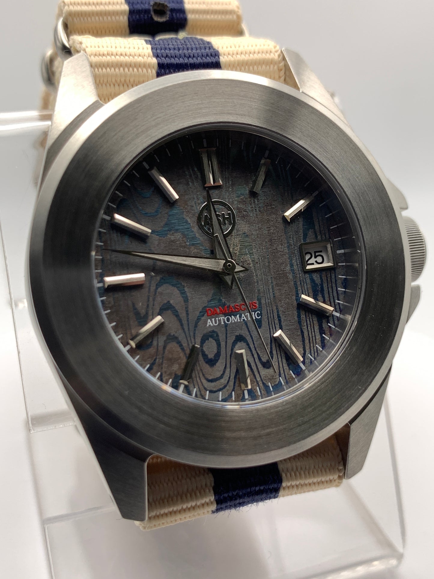 Ghost Fleet. 40mm brushed stainless steel case. Sapphire crystal. Seiko NH35.