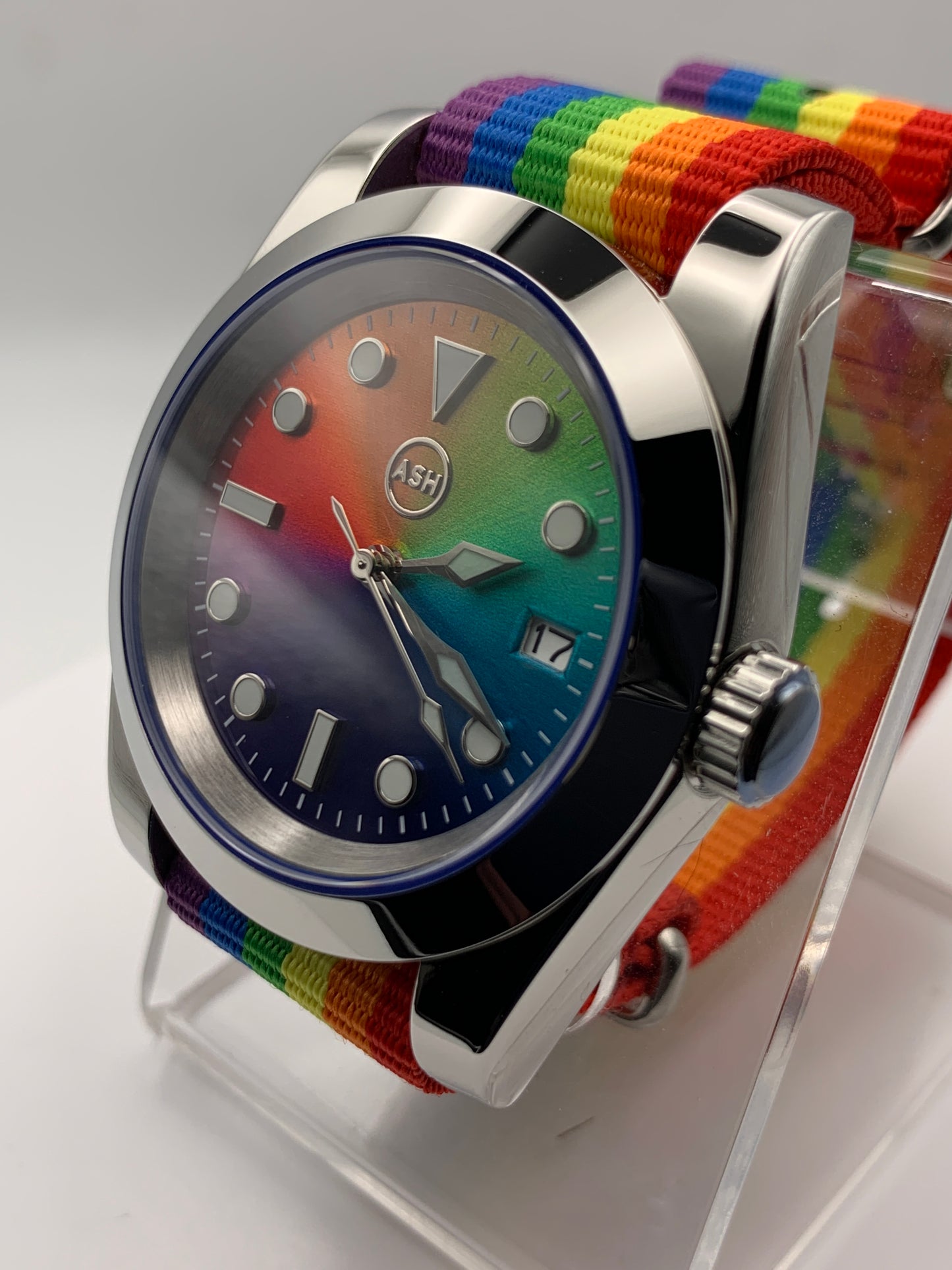 Lite Brite.  39mm Stainless steel. Sapphire crystal. Seiko NH35.