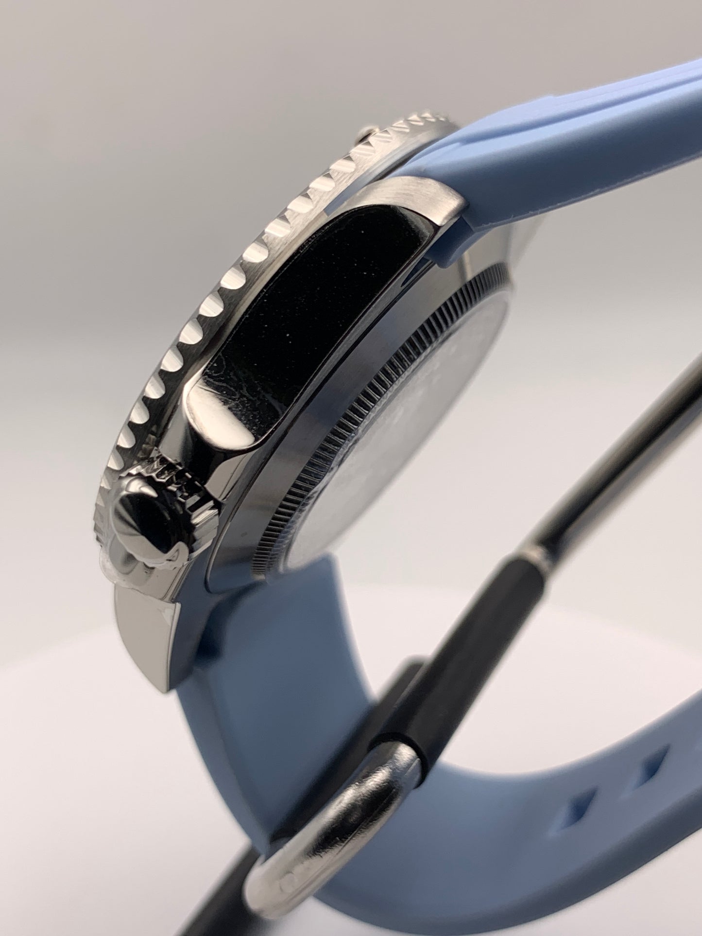 Pelagic. 40mm Stainless steel case. Sapphire crystal.  Seiko NH35.