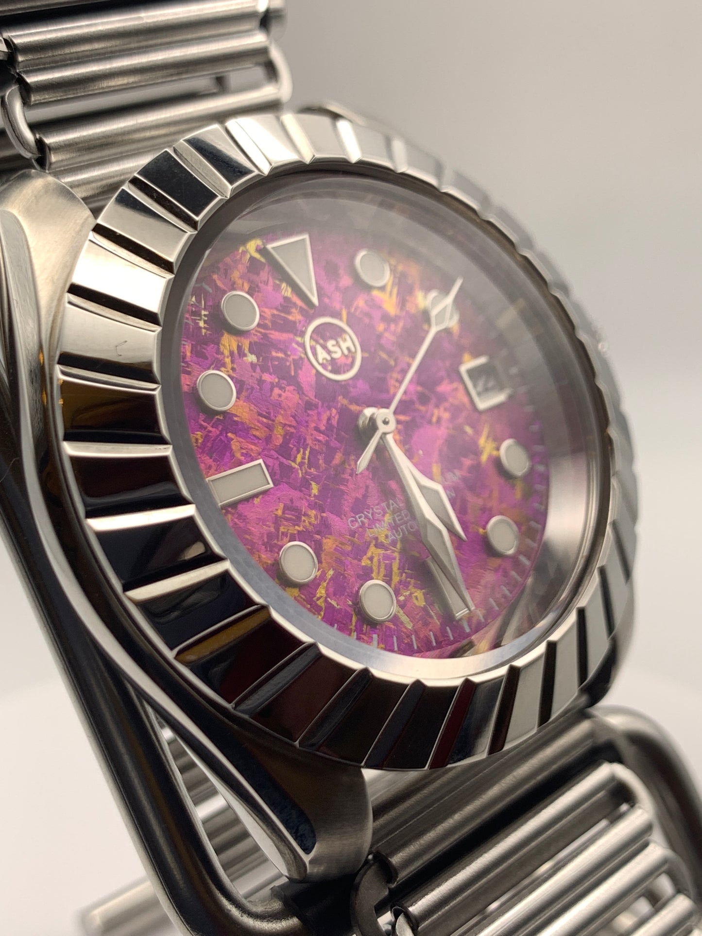 Party-whirl. 41mm Stainless steel.  Sapphire crystal.  Seiko NH35. Bonklip.