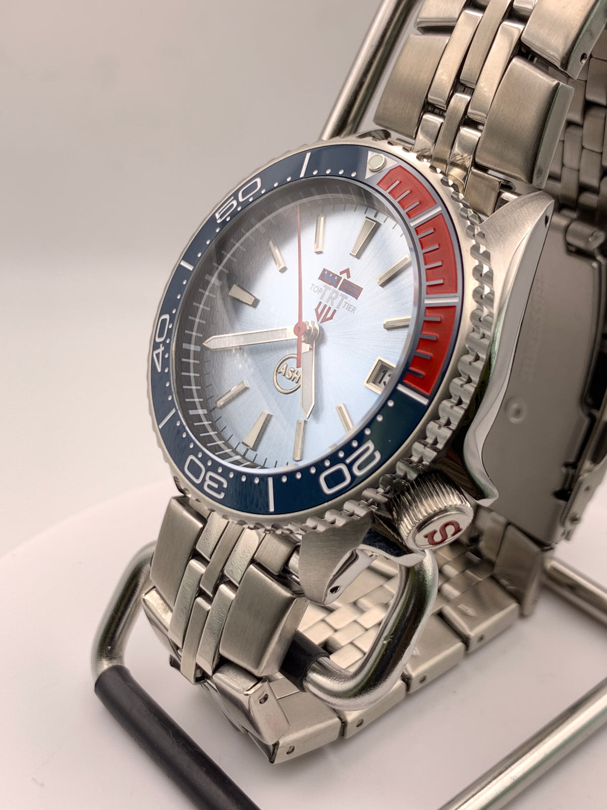 TRT - client custom. 42mm stainless steel cushion case. Sapphire crystal. Seiko NH35.
