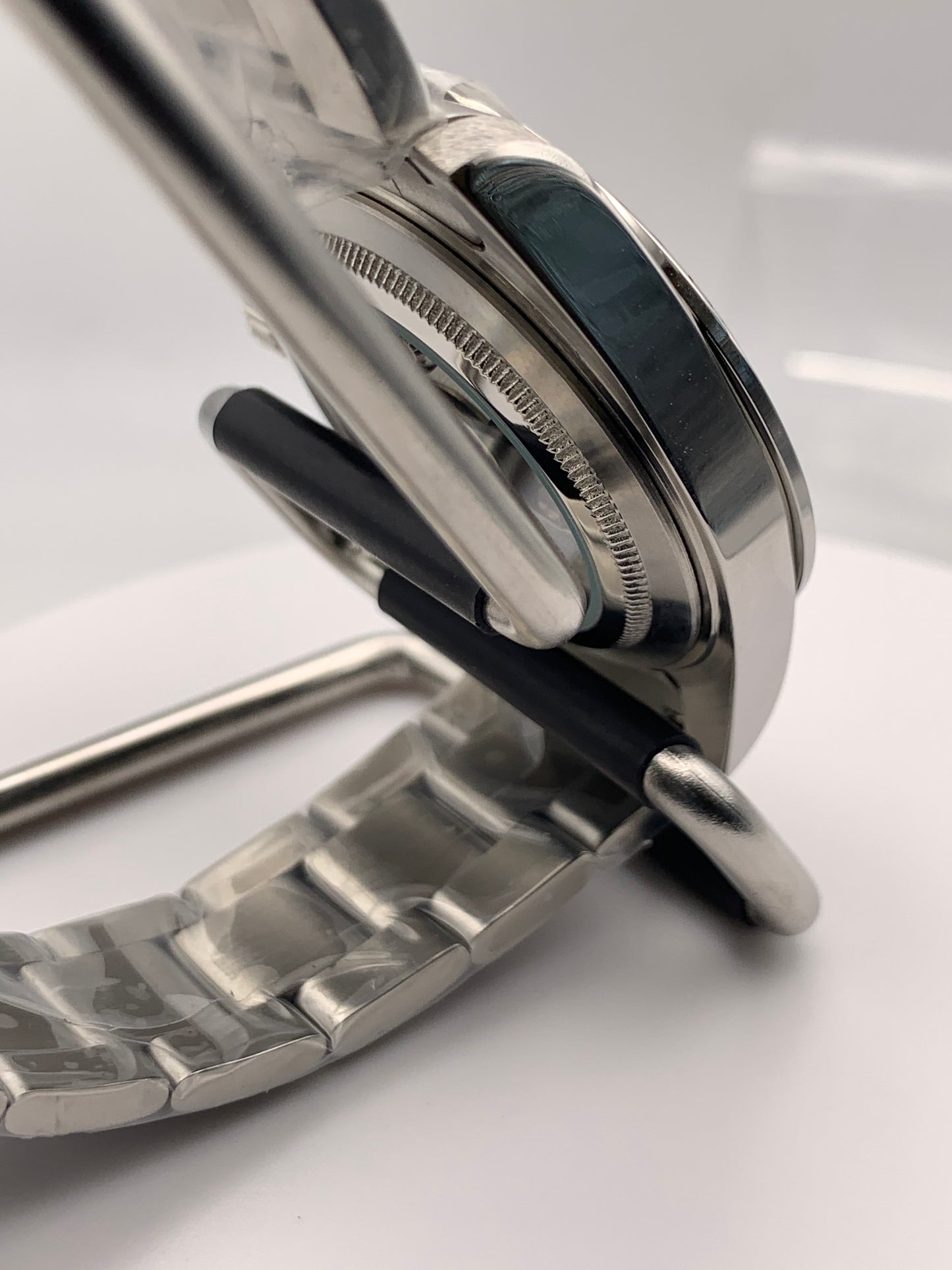 Xplorer Too. Custom requested.  39mm Stainless steel. Sapphire crystal. Seiko NH34 GMT.