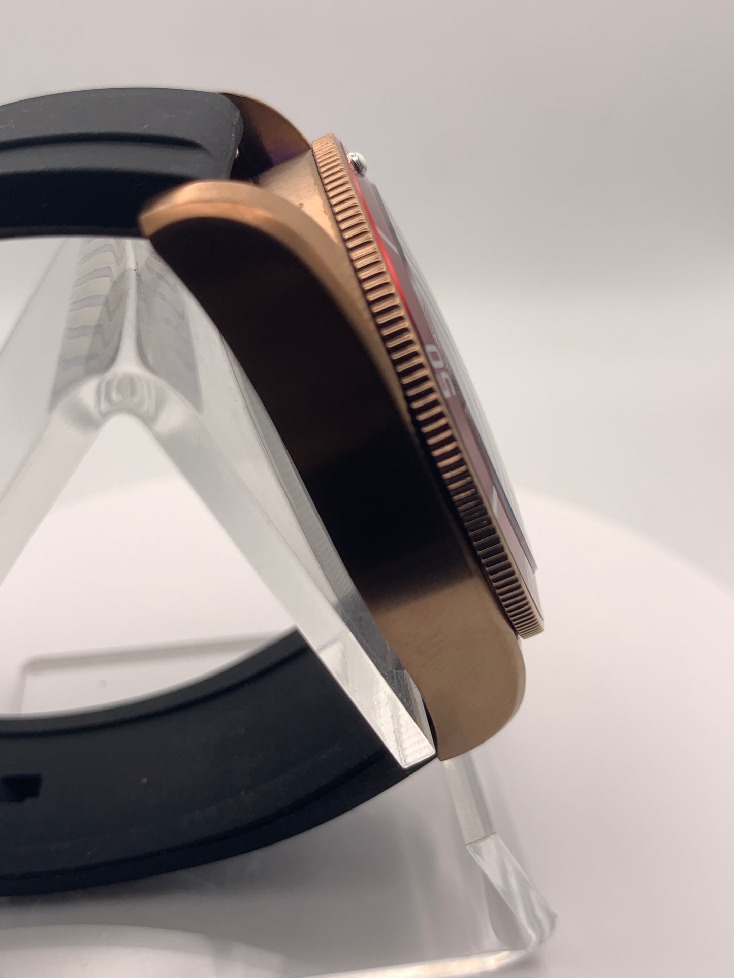 Dark Inlet. 41mm Rose gold stainless steel. Sapphire crystal. Seiko NH35.