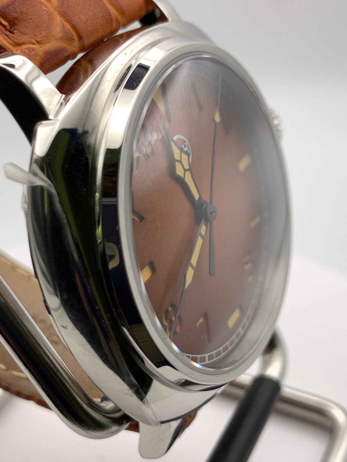 Wayfarer. 44mm stainless steel case.  Sapphire crystal. Sandwich dial. Seiko NH38.