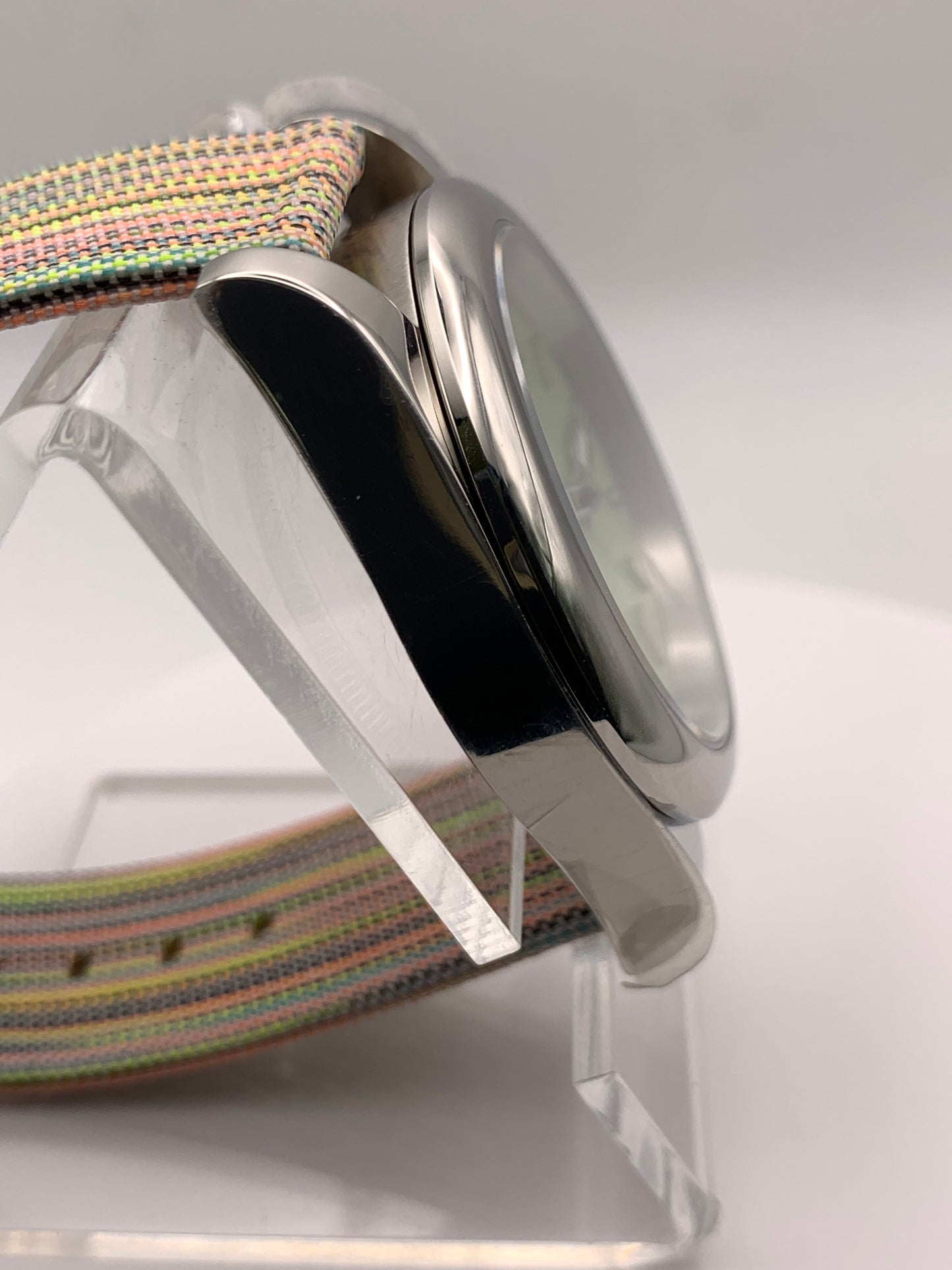 Minty 2. 39mm Stainless steel. Sapphire crystal. Seiko NH38. Matching bracelet and two straps included.