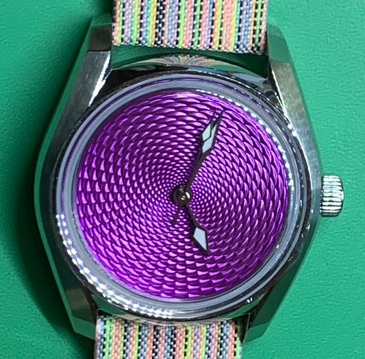 Brandy 1.3 - 38mm Stainless steel. Double dome sapphire with AR. Seiko NH38.