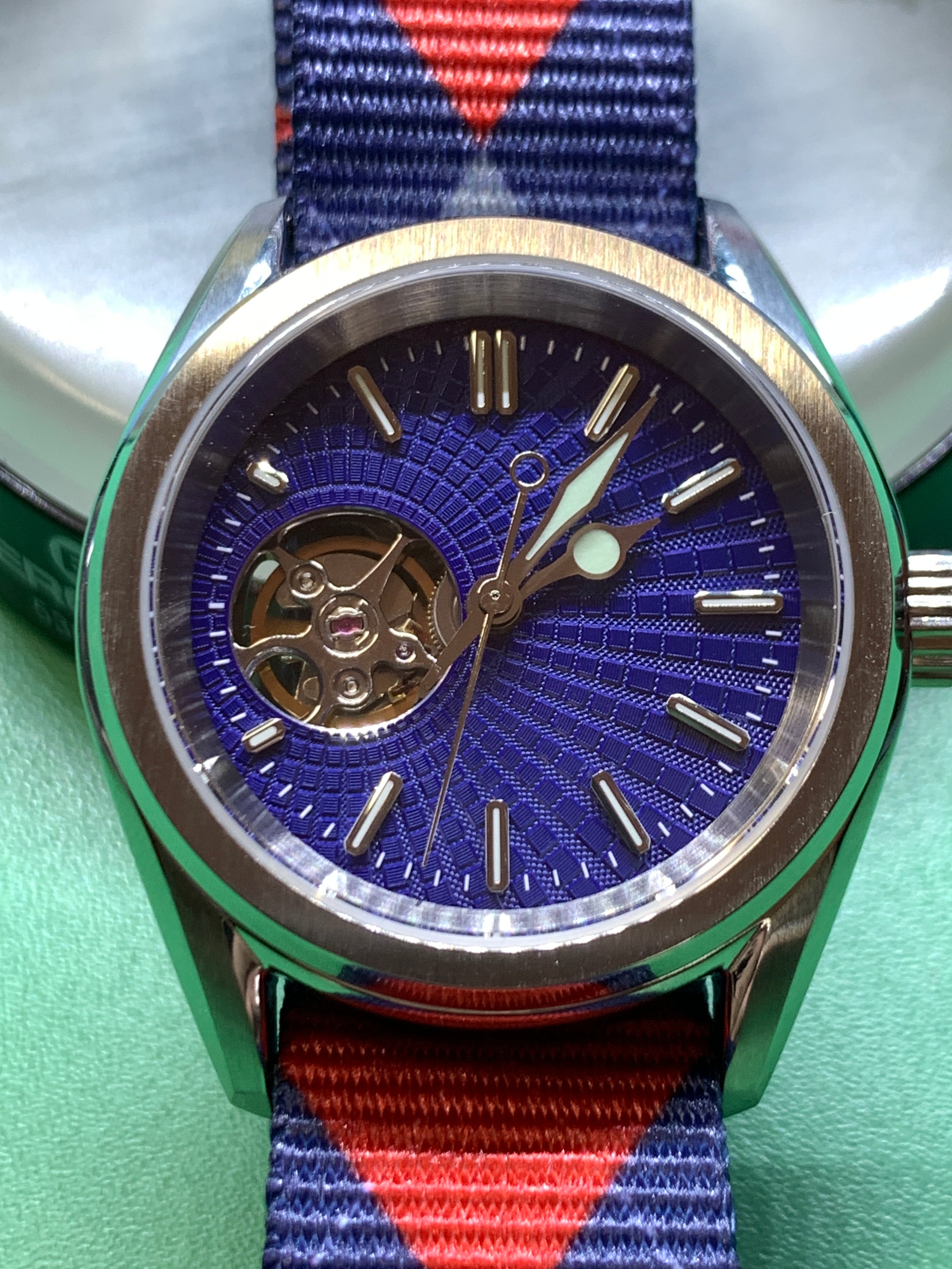 Blue Shift. 38mm Stainless steel. Sapphire crystal. Seiko NH38