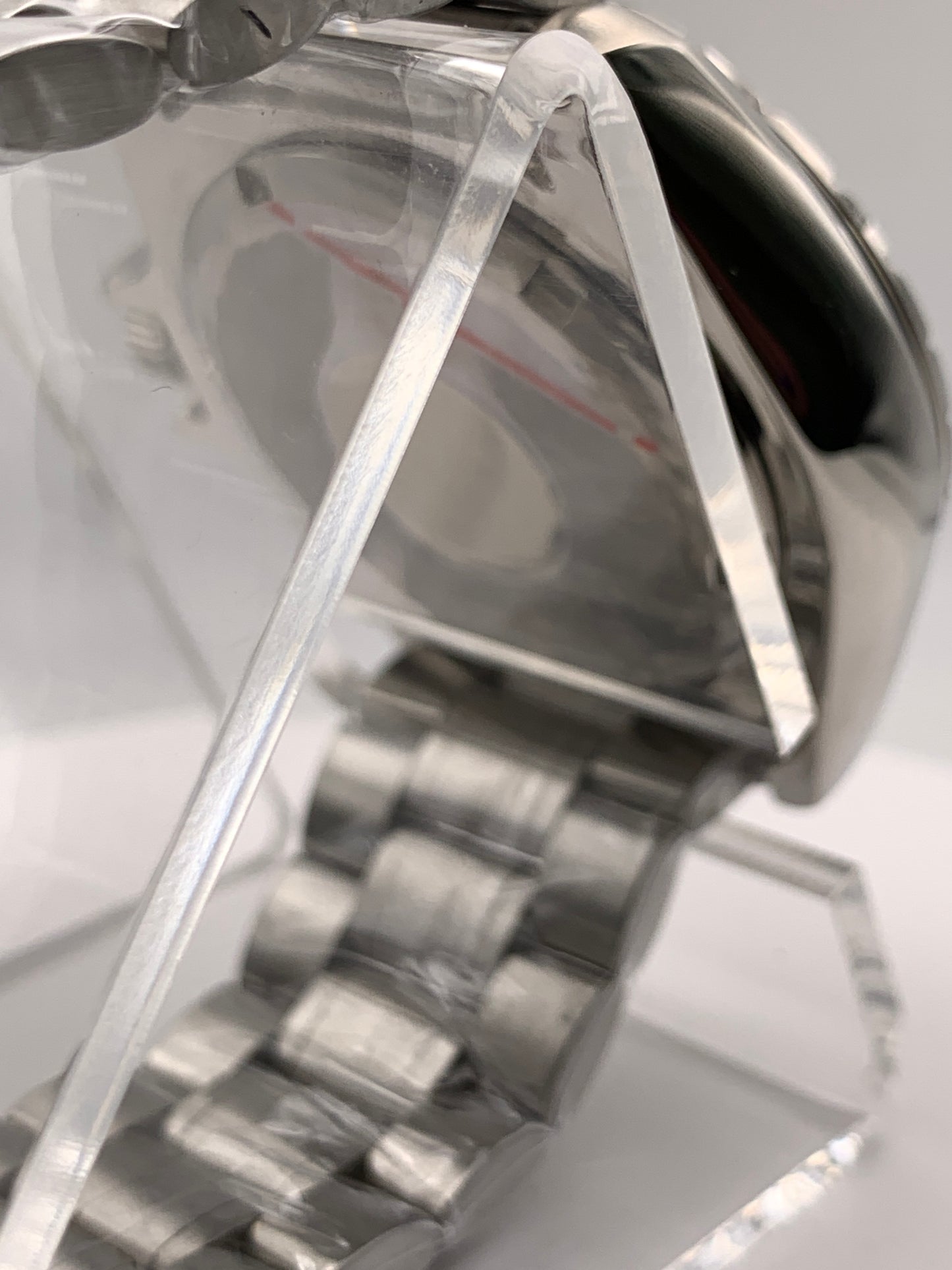 Indra’s Net. 41mm Stainless steel case.  Sapphire crystal. Seiko NH38.
