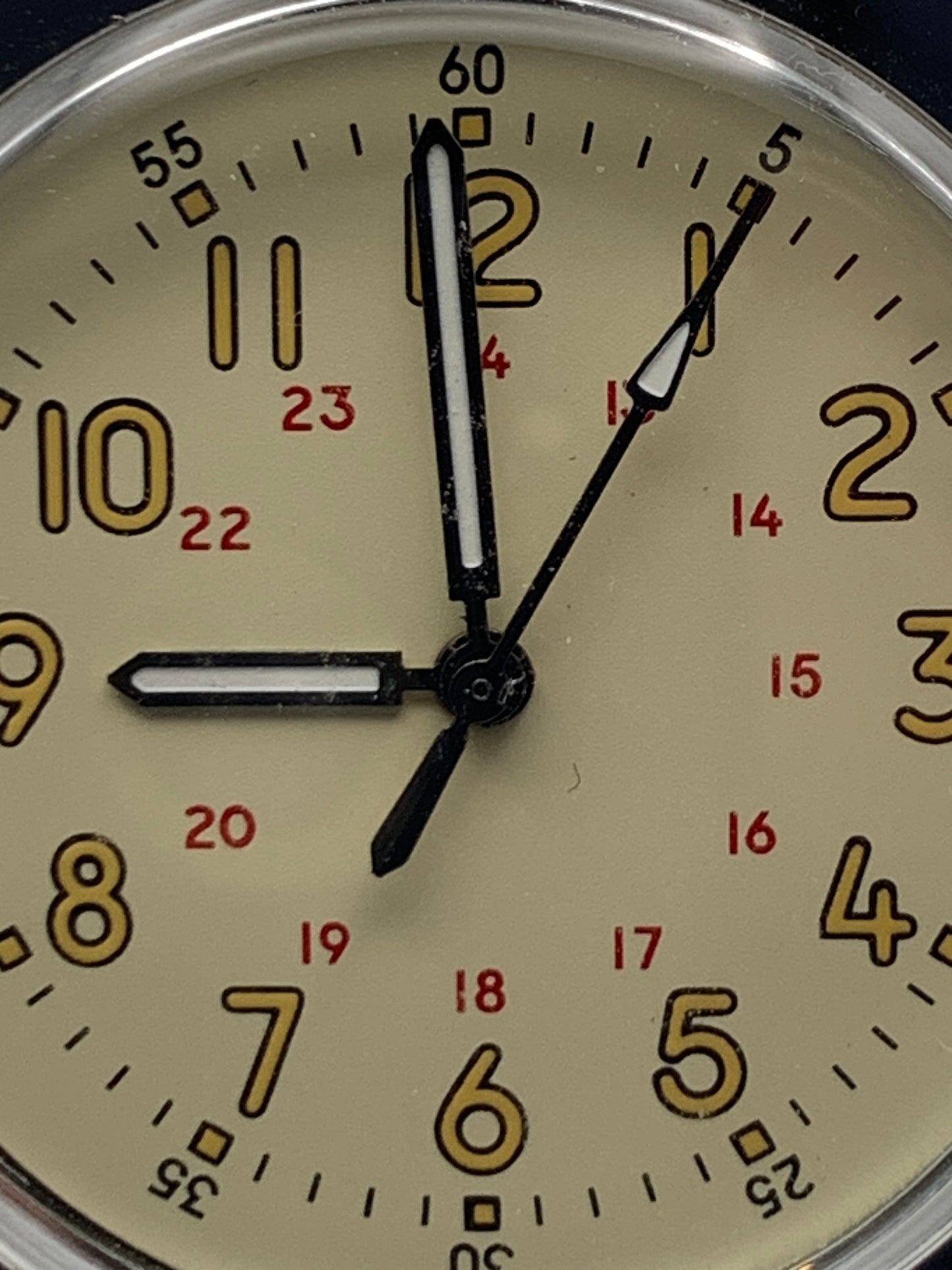 Butter. 37mm NOS Gruen brass and stainless steel case. Acrylic dome crystal. Seiko VH31.