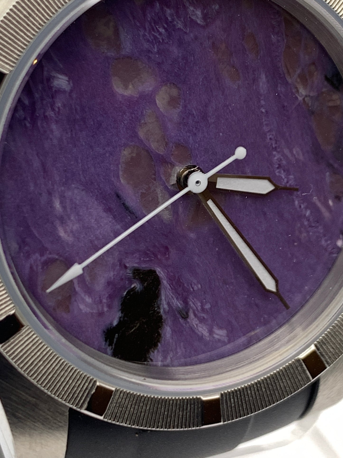 Purple natural stone dial. 39mm engine turned case.