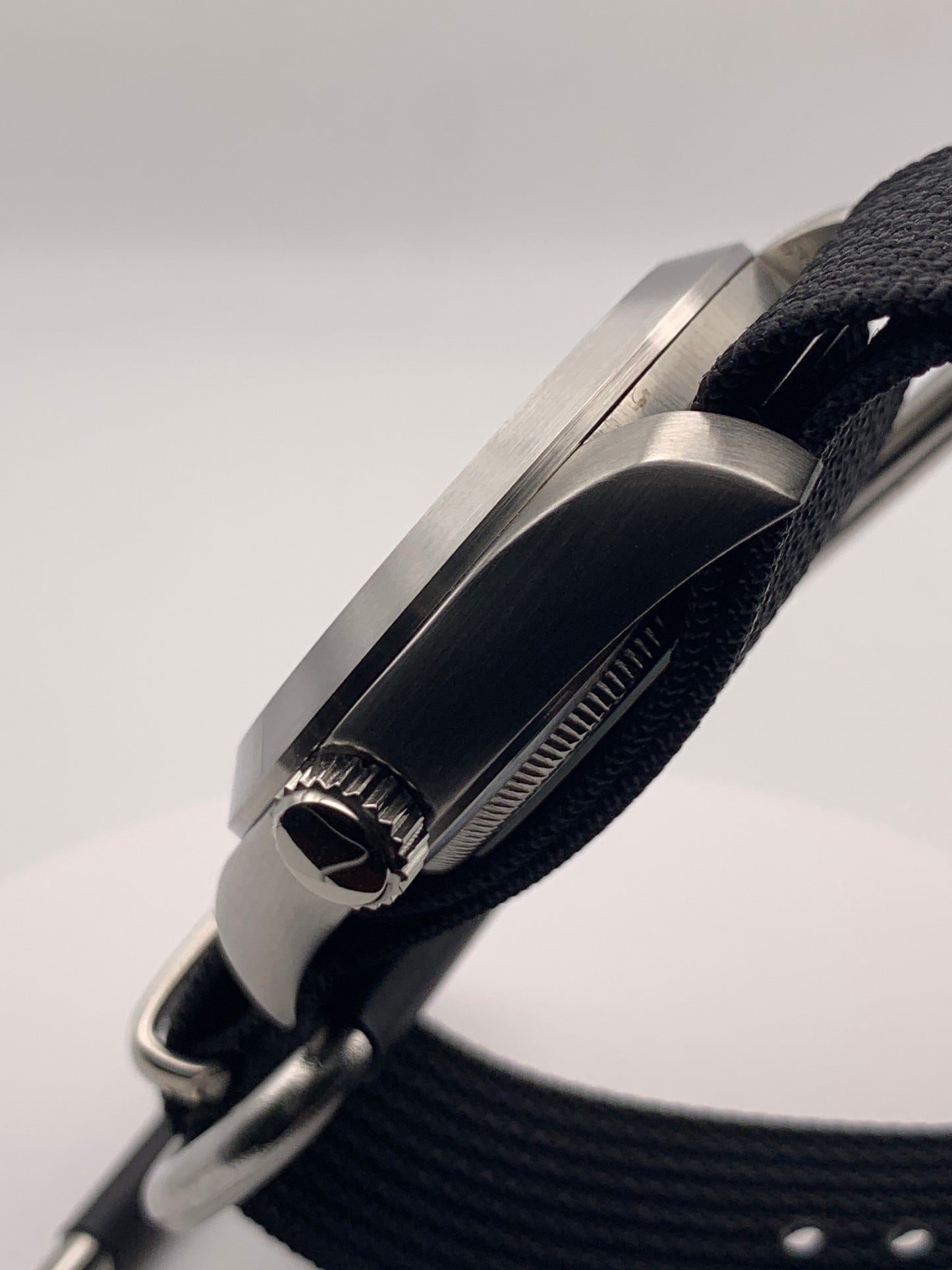 Party Favor 1.3 - 39mm stainless steel case. Sapphire crystal. Seiko NH35.