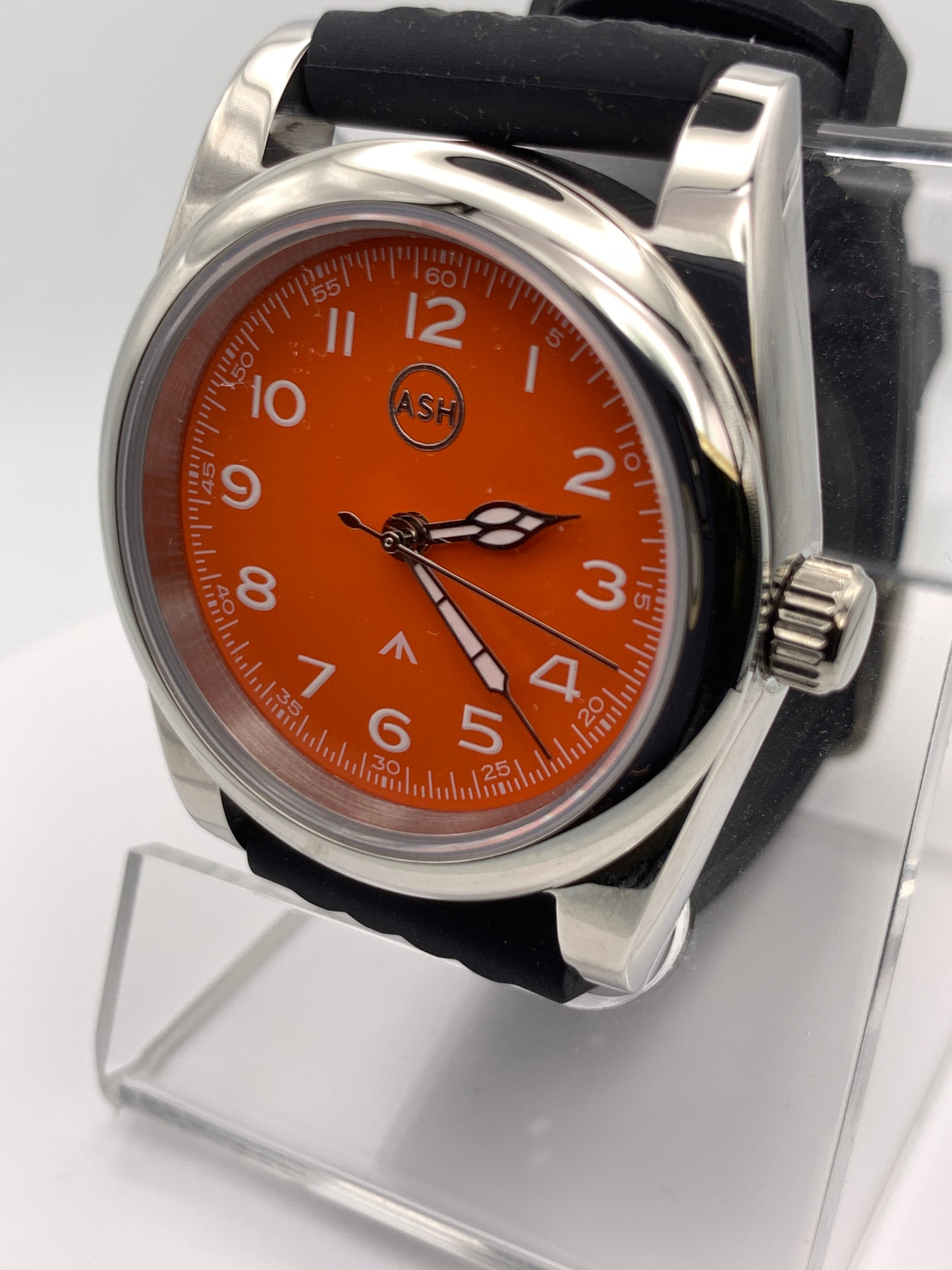 Blood Orange.  39mm stainless steel field watch. Sapphire crystal. NH38 automatic.