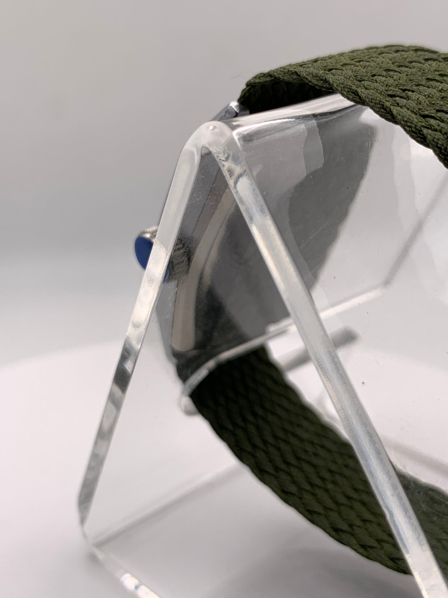 Feather 1.3 - Vintage 25mm plated brass 2 piece case.  38mm lug to lug. 16mm lug width. 8.5mm thick. Acrylic crystal. Miyota Super 2035 movement.