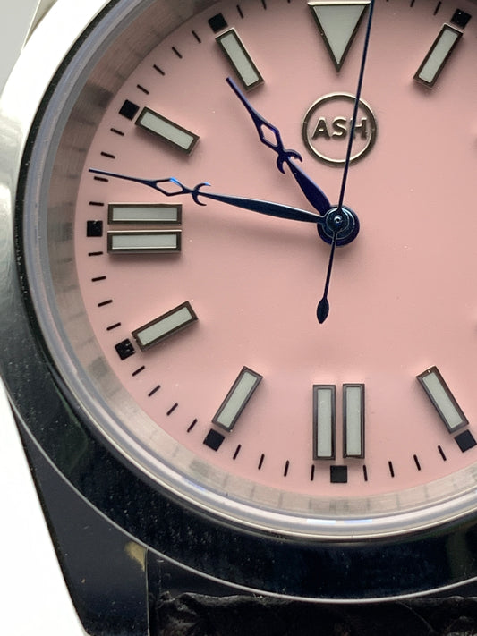 Rose Engine - 39mm stainless steel. Sapphire crystal. Seiko NH38.