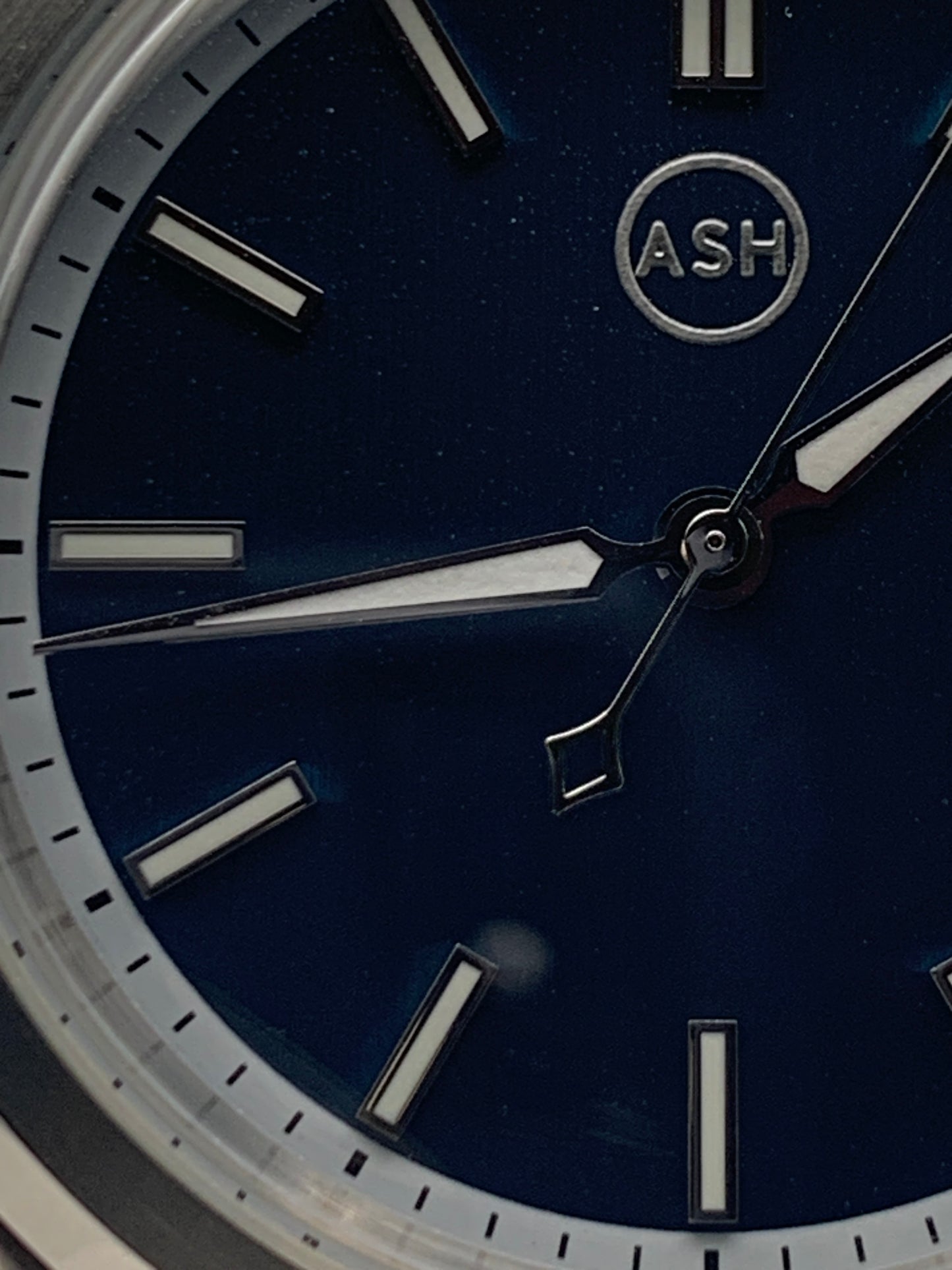 Dress Shirt. 41mm Stainless steel case. Domed K-1 glass crystal. Seiko NH38.