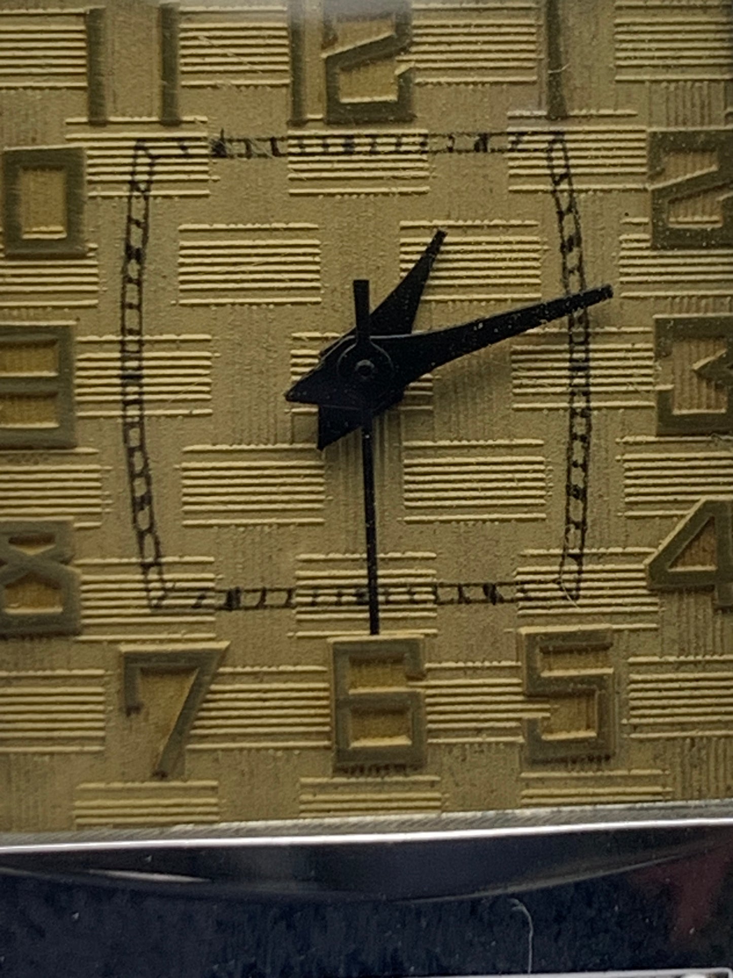 Feather 1.3 - Vintage 25mm plated brass 2 piece case.  38mm lug to lug. 16mm lug width. 8.5mm thick. Acrylic crystal. Miyota Super 2035 movement.