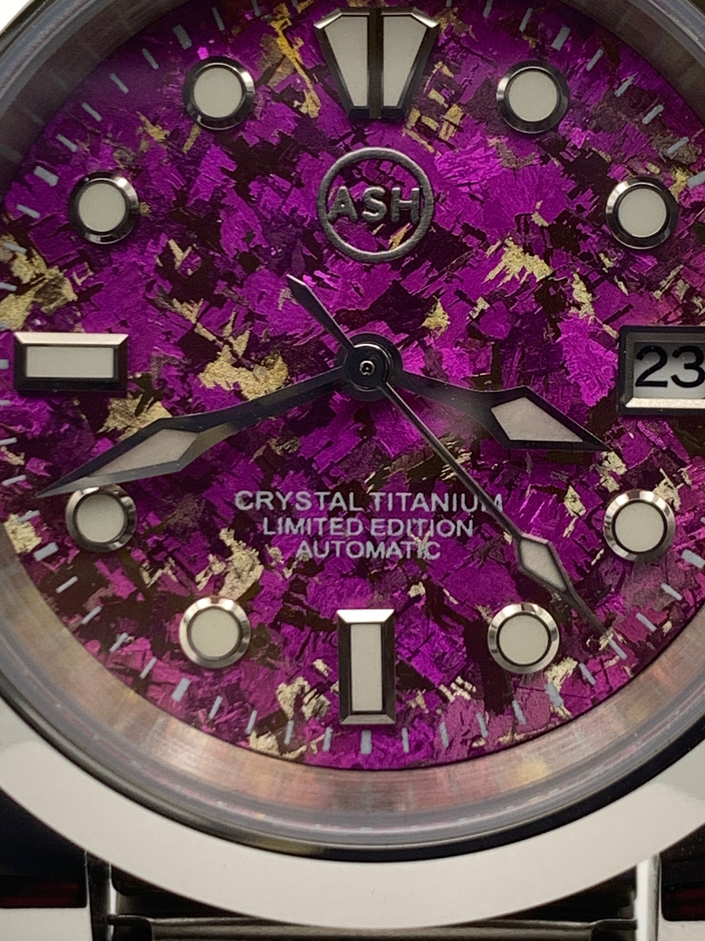 Party Favor. 39mm Stainless Steel Case. Sapphire crystal. Seiko NH35 automatic.