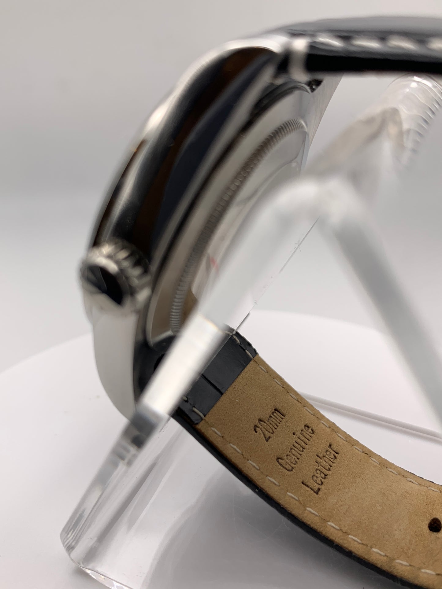 Blossom. 39mm Stainless steel. Textured dial.  Sapphire crystal. NH35 automatic movement.