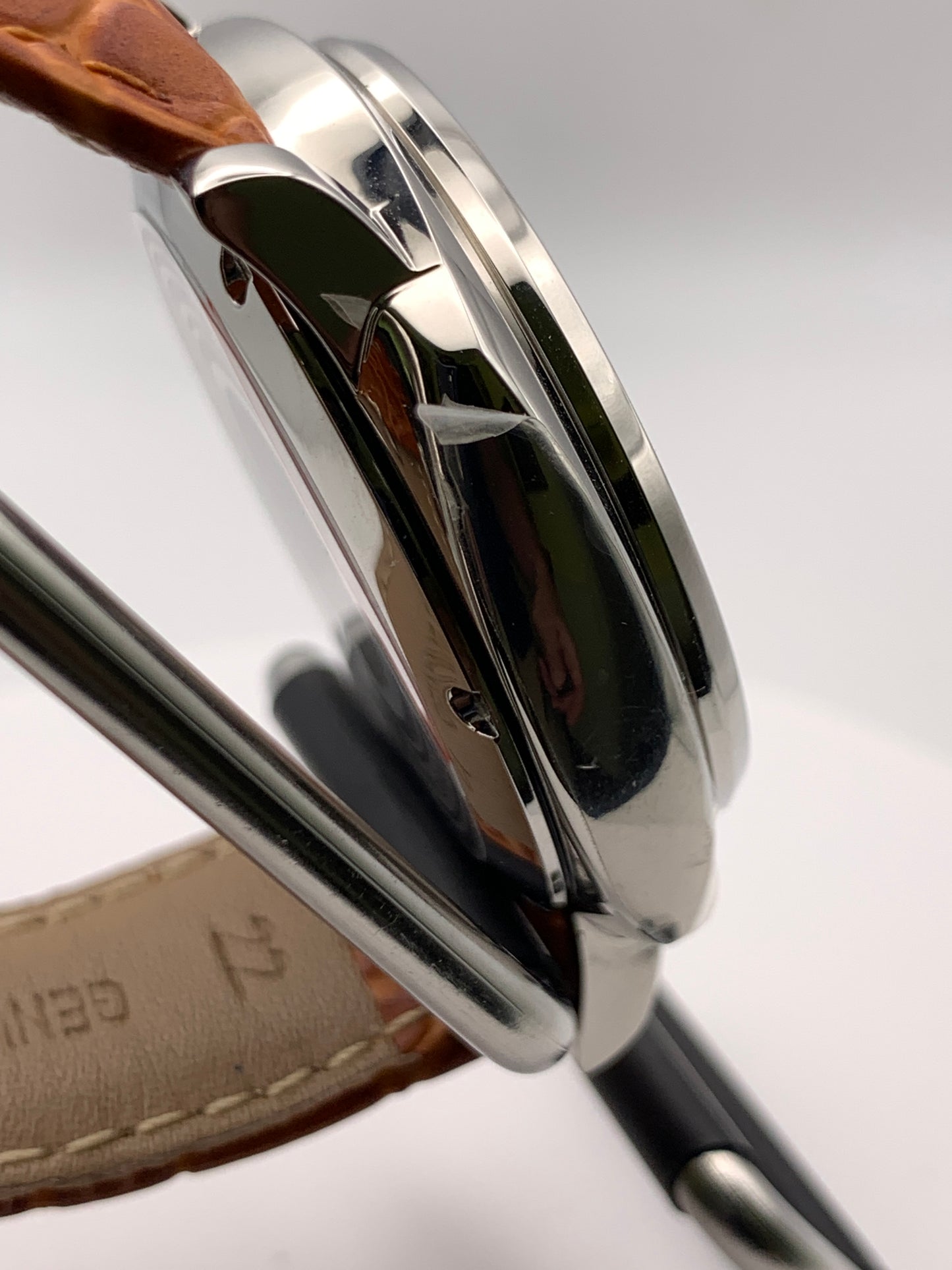 Wayfarer. 44mm stainless steel case.  Sapphire crystal. Sandwich dial. Seiko NH38.