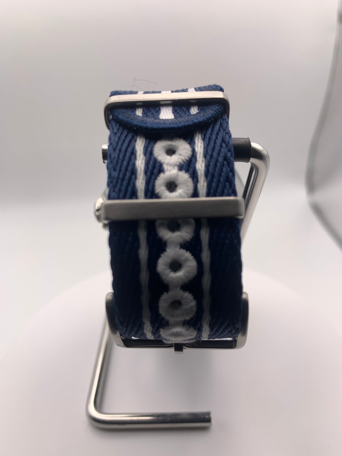 Pinwheel. 41mm Stainless steel case. Crystal titanium dial. Sapphire crystal. Unidirectional bezel. Seiko NH35.