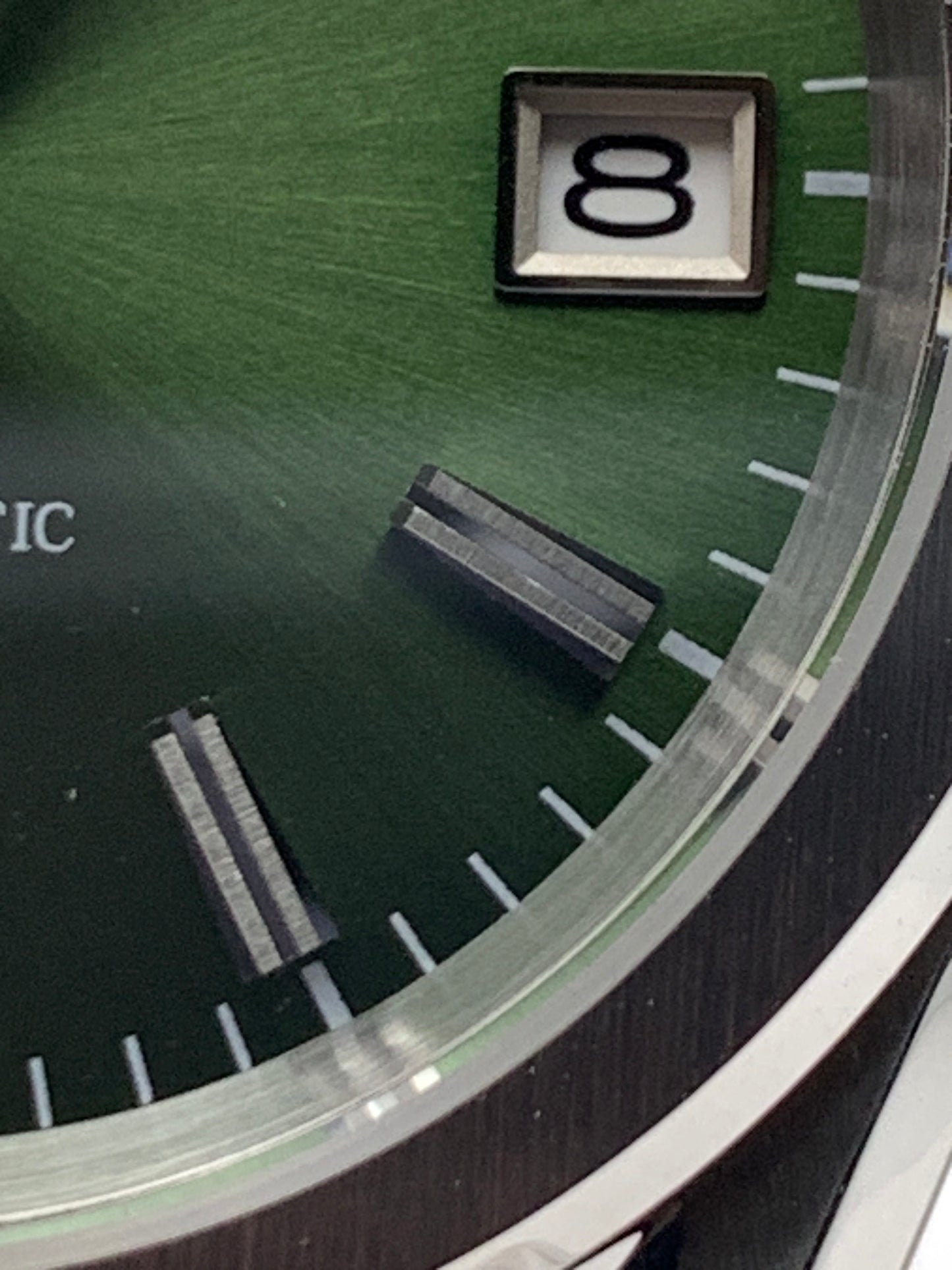 Ithilien. 38mm Stainless steel case. Sapphire crystal. Seiko NH35.