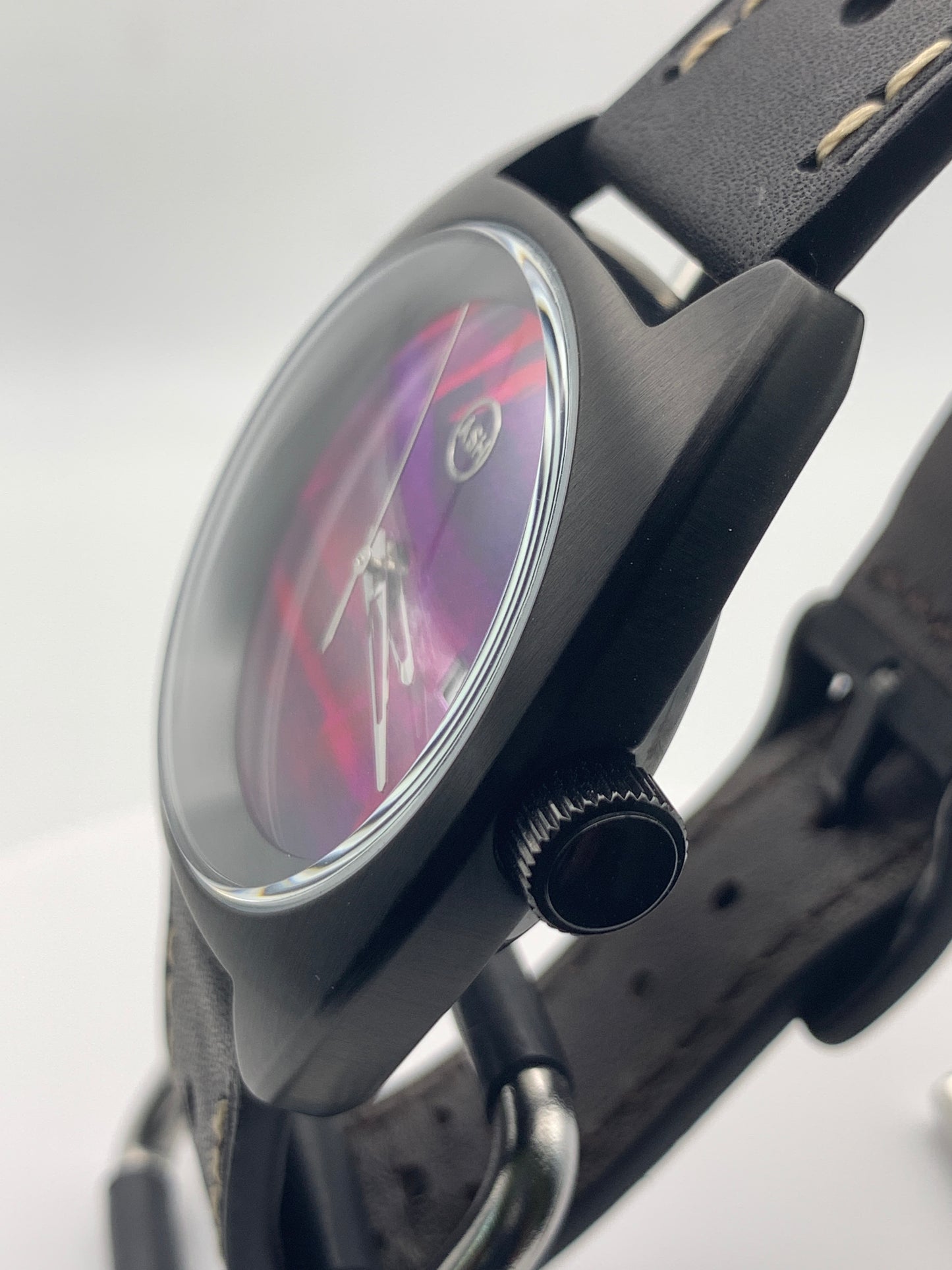 Mutara. 39mm PVD over stainless steel. Domed sapphire. Seiko NH35.