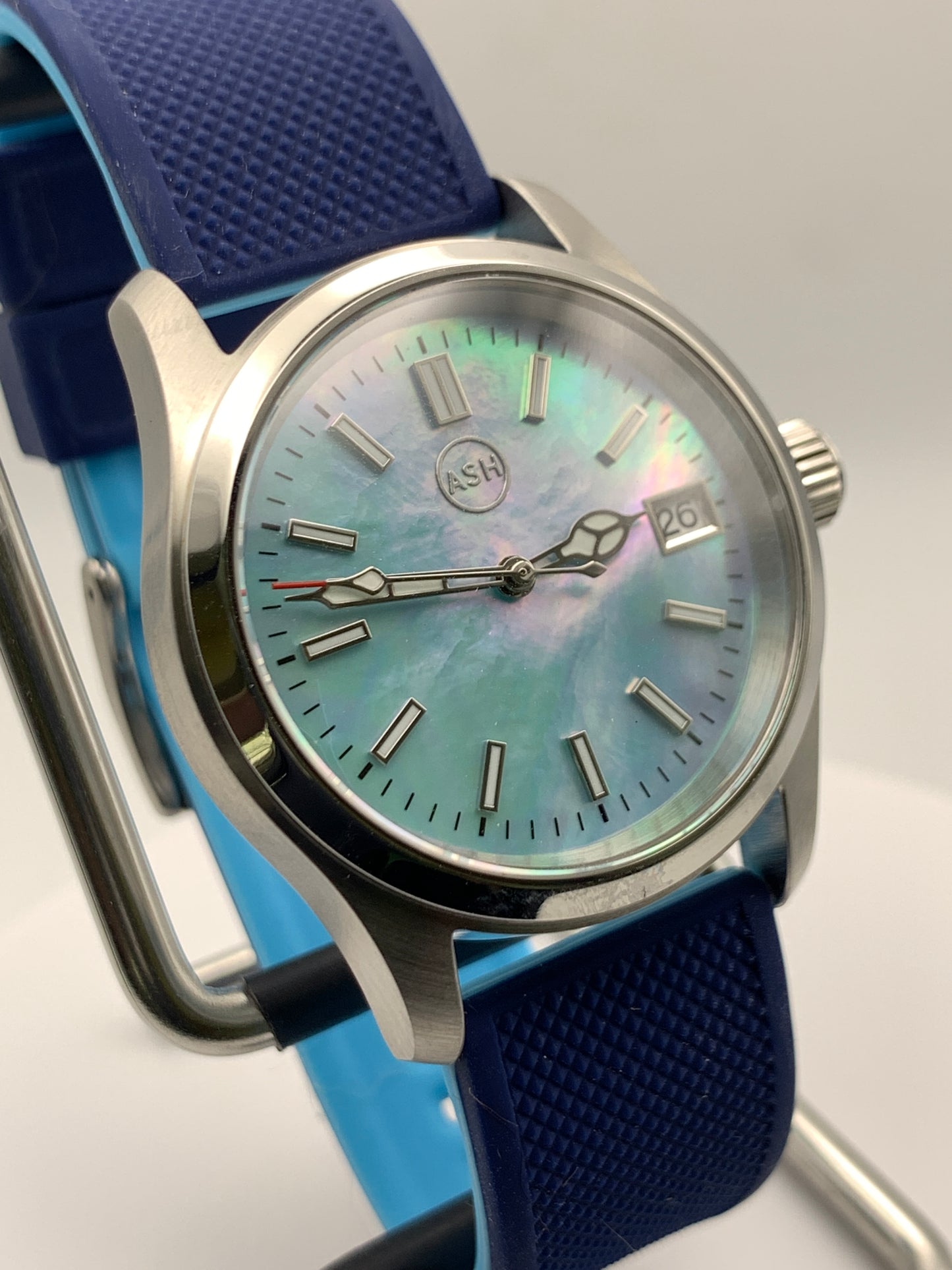 Cumulus. 36mm Stainless steel. Sapphire crystal. Seiko NH35.