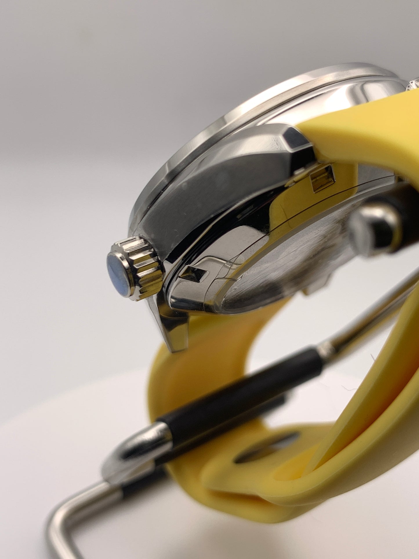 Pick a Mix. 38mm stainless steel. Sapphire crystal. Seiko NH35. 100m water resistance.