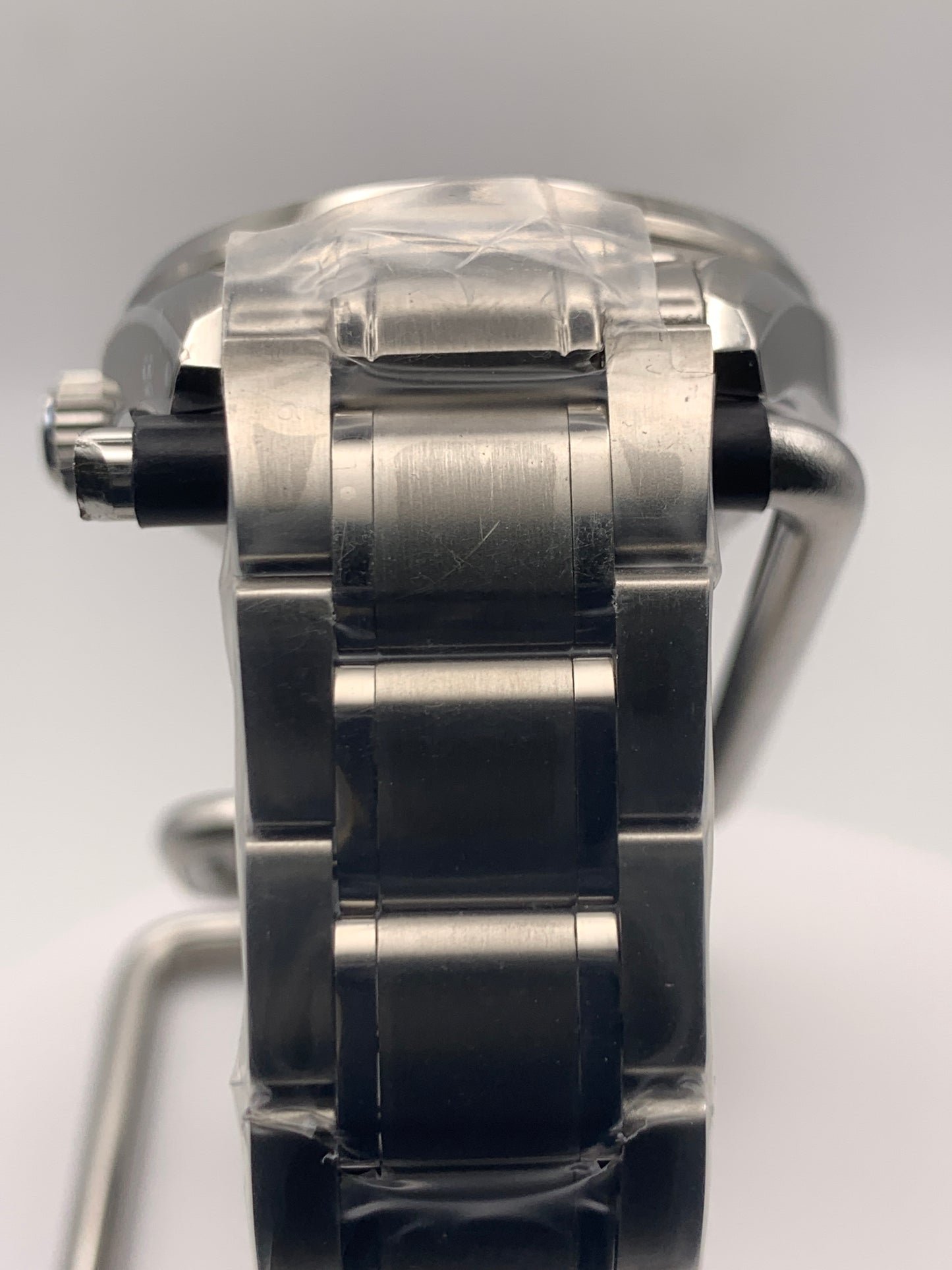 OGCola - Blackberry. 38mm stainless steel case with matching bracelet. Sapphire crystal. Seiko NH35