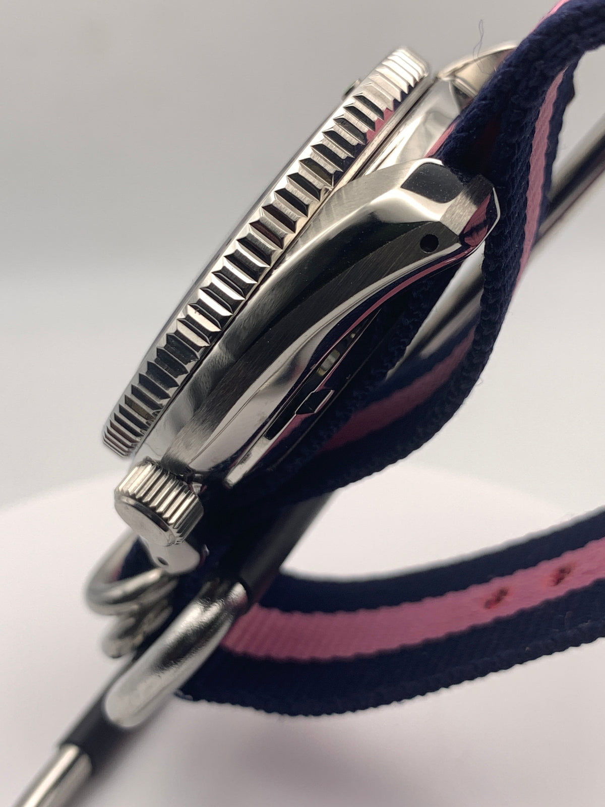 Tempest. 40mm Stainless steel cushion case. Sapphire crystal. Lumed dial. Seiko NH35.