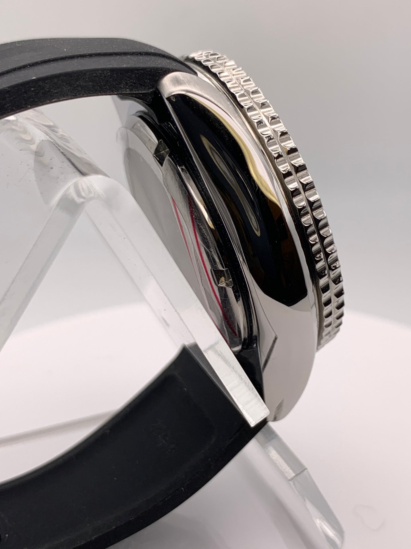Happy. 42mm Stainless steel cushion case. Sapphire crystal. NH35 automatic.