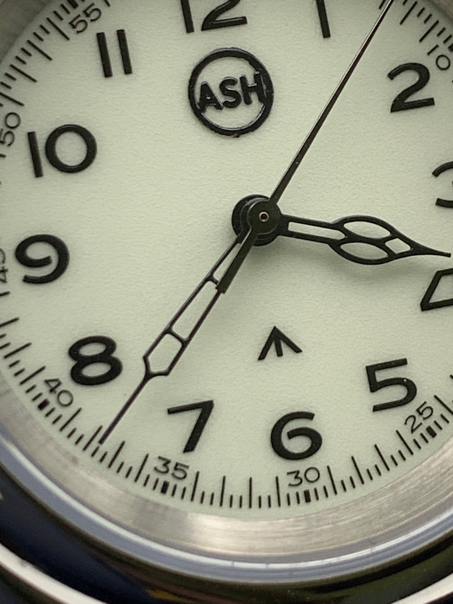SR-71.  39mm stainless steel case. Sapphire crystal. Lumed dial. Seiko NH38.