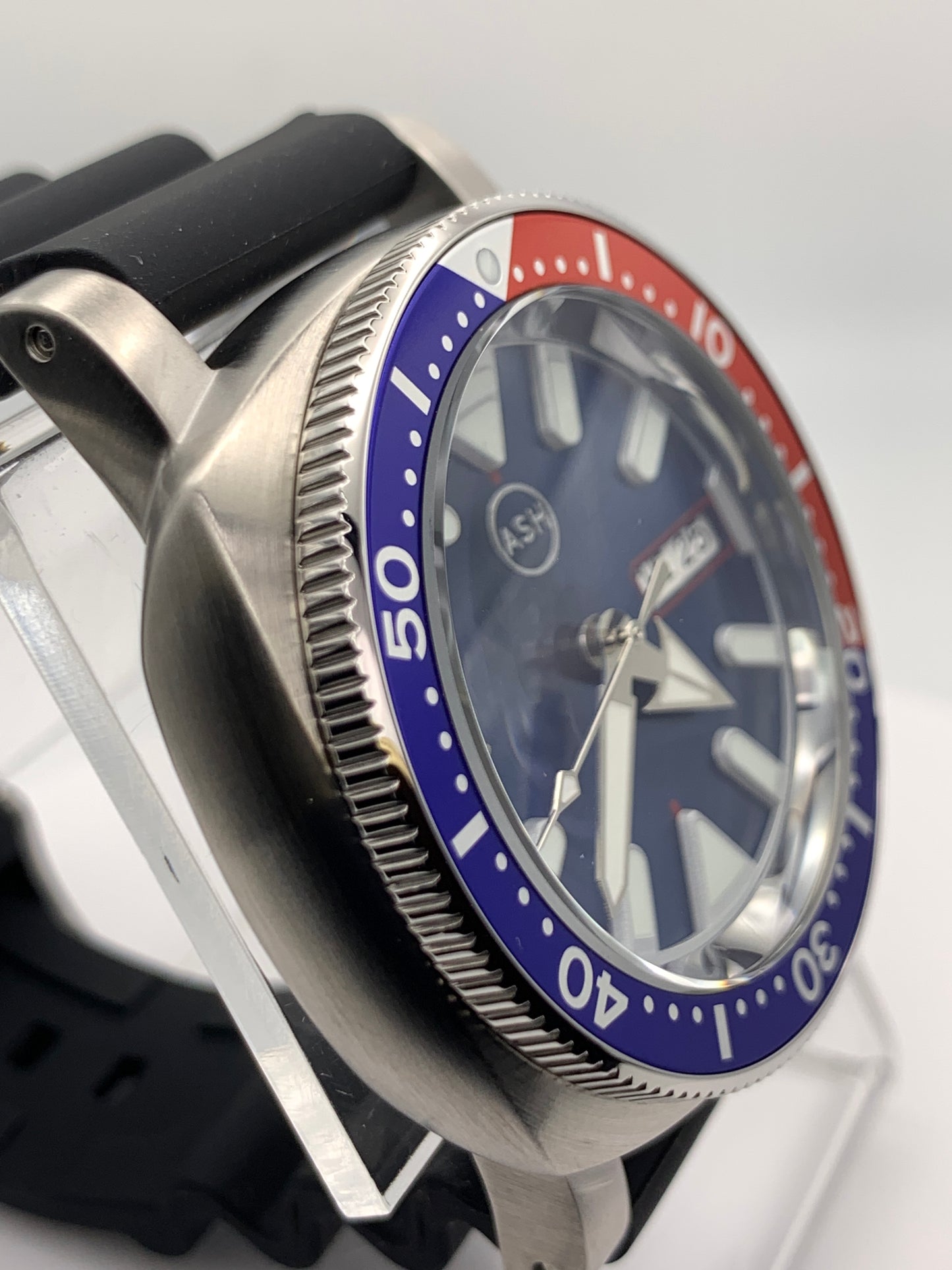 42mm Sport watch. Pepsi bezel. NH36 automatic movement.