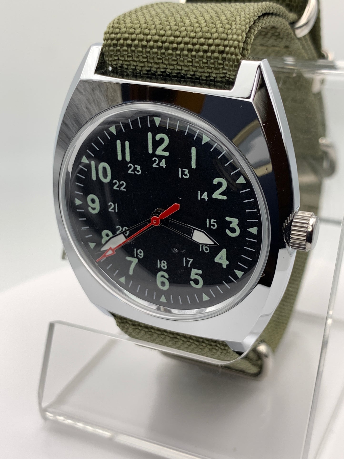 Neo Vintage 36mm field watch. NOS Gruen case. Miyota 2039 quartz.
