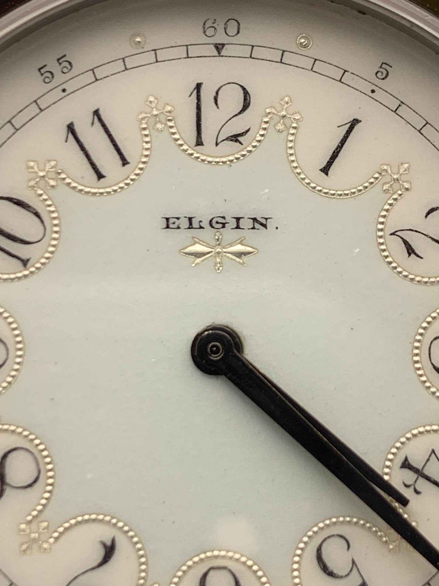 Grace 2. 42mm Stainless steel. Vintage Elgin enamel dial. Sapphire crystal. Miyota 2036 quartz.