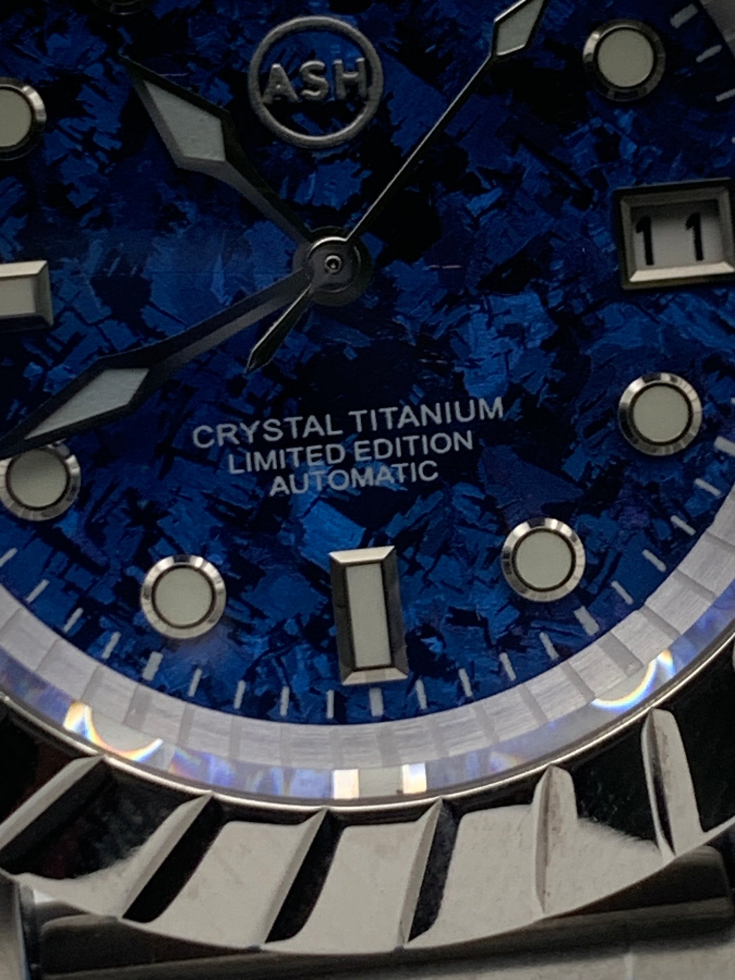 Mariana. 41mm Stainless Steel.  Sapphire crystal. Crystal titanium dial. Seiko NH35.