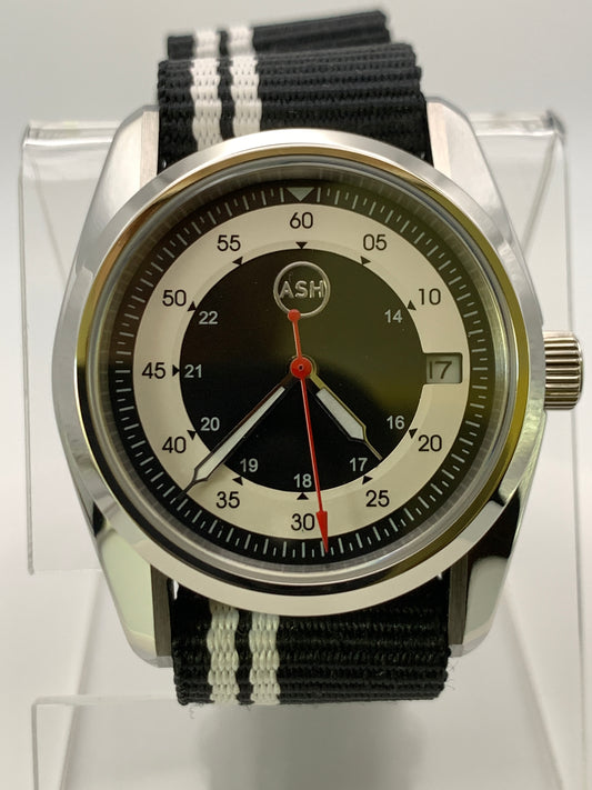 Bullseye field watch. Flieger B style dial.