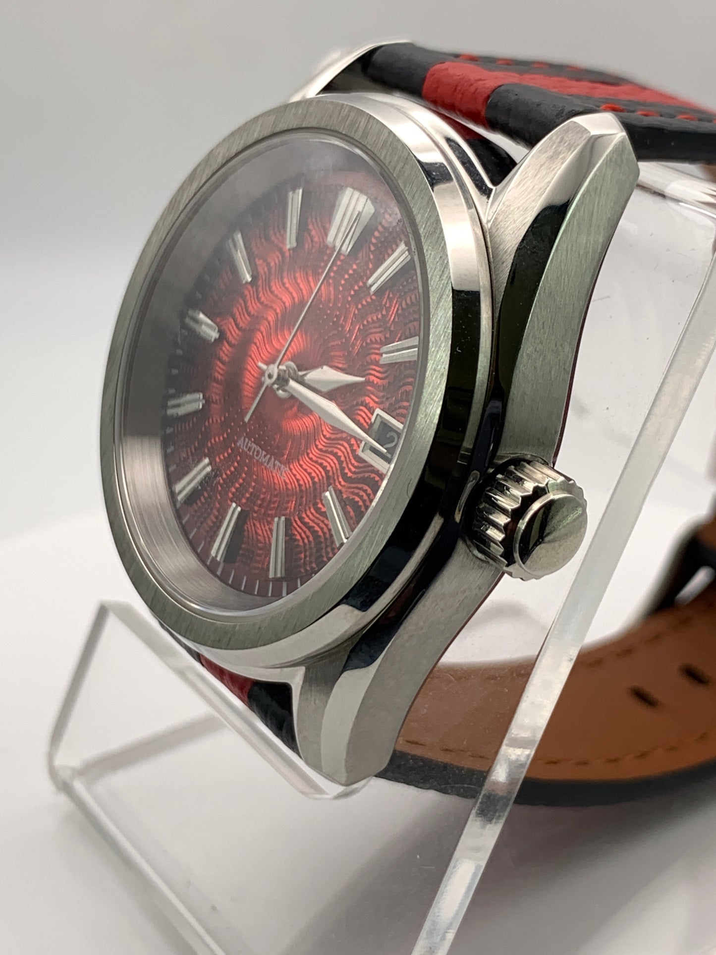 Perihelion - 38mm Stainless steel. Sapphire crystal.  Seiko NH35.