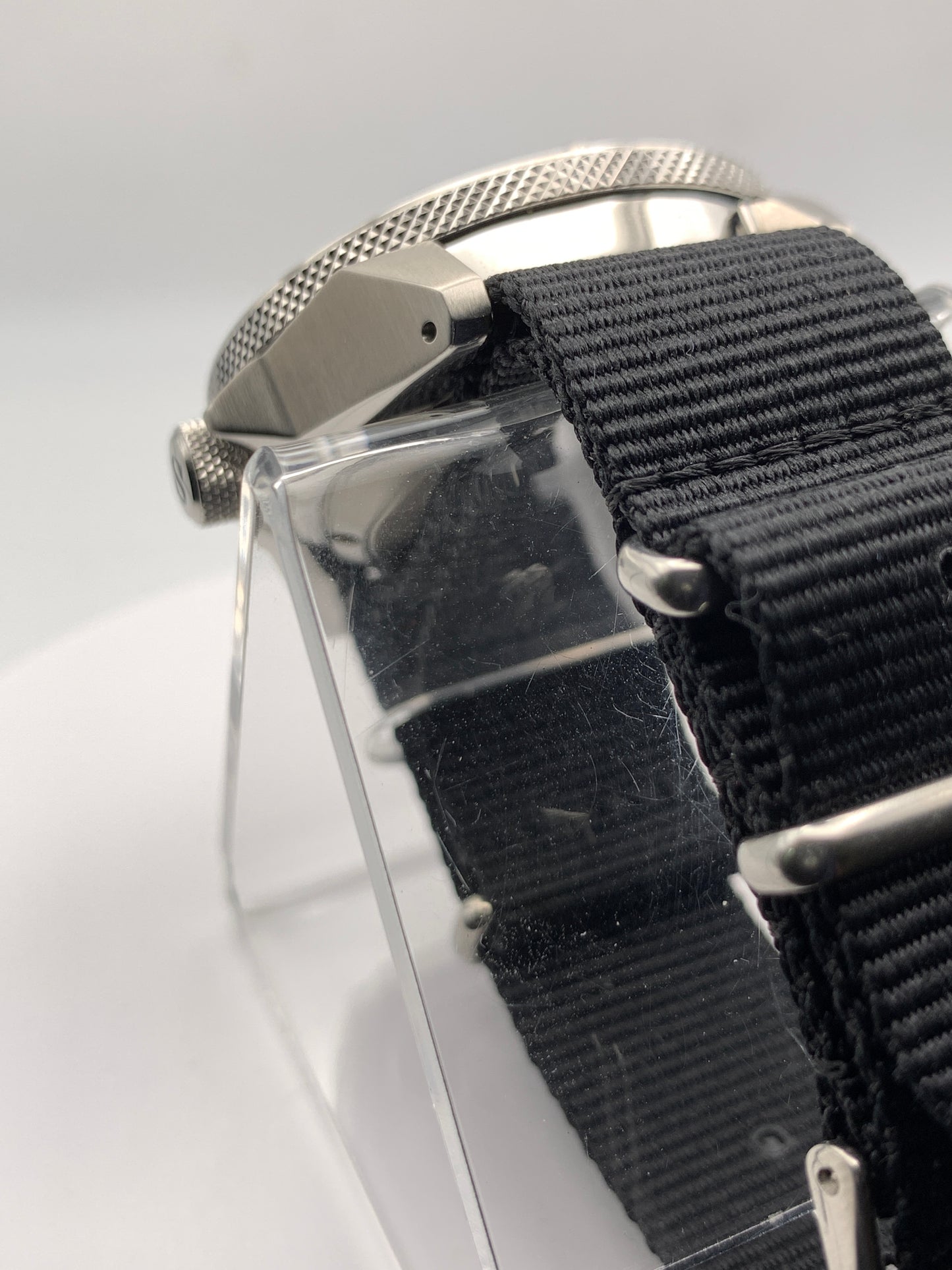 Ungoliant 1.1 - 44mm Stainless steel. Sapphire crystal. Seiko NH35.