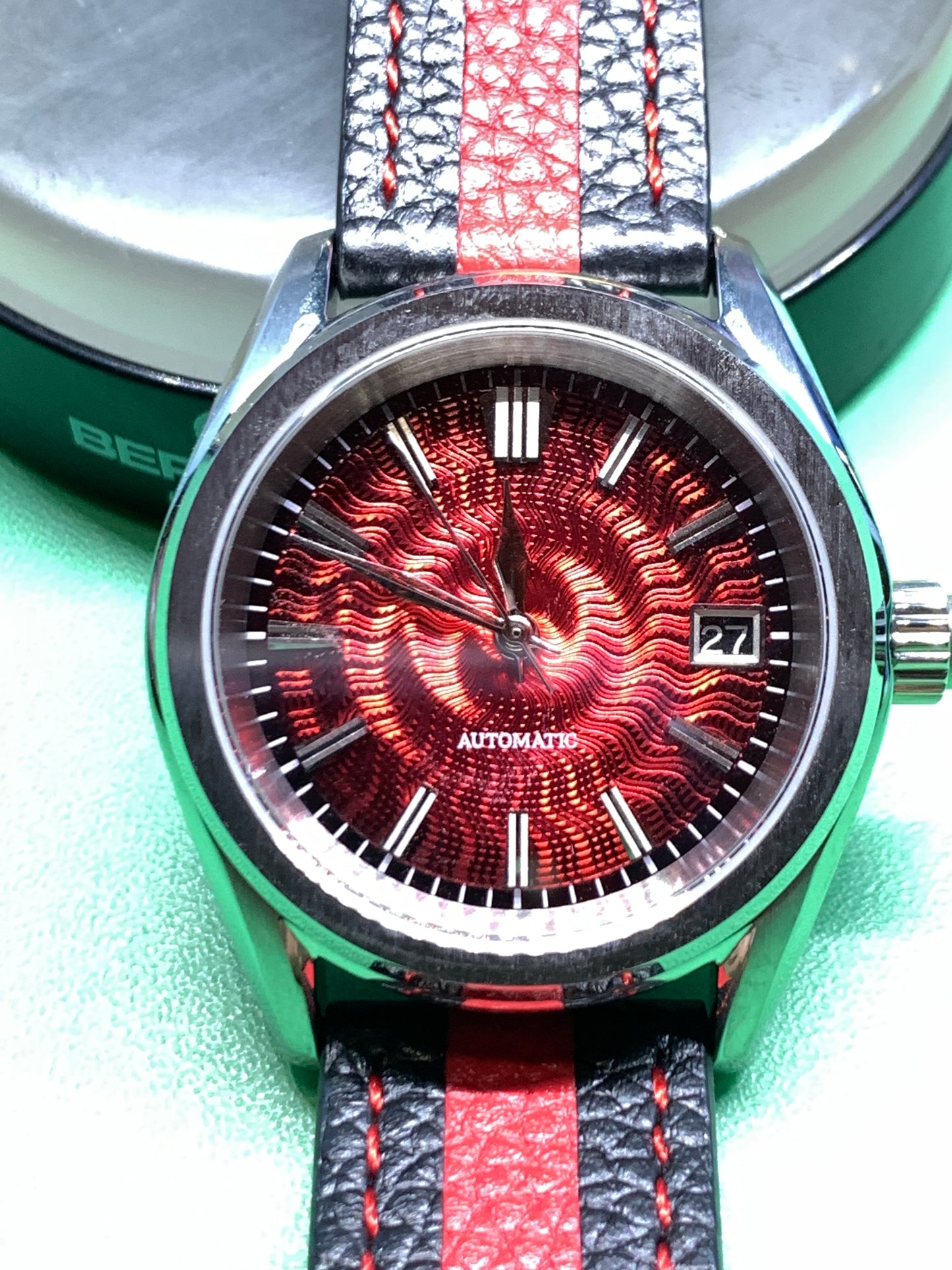 Perihelion - 38mm Stainless steel. Sapphire crystal.  Seiko NH35.