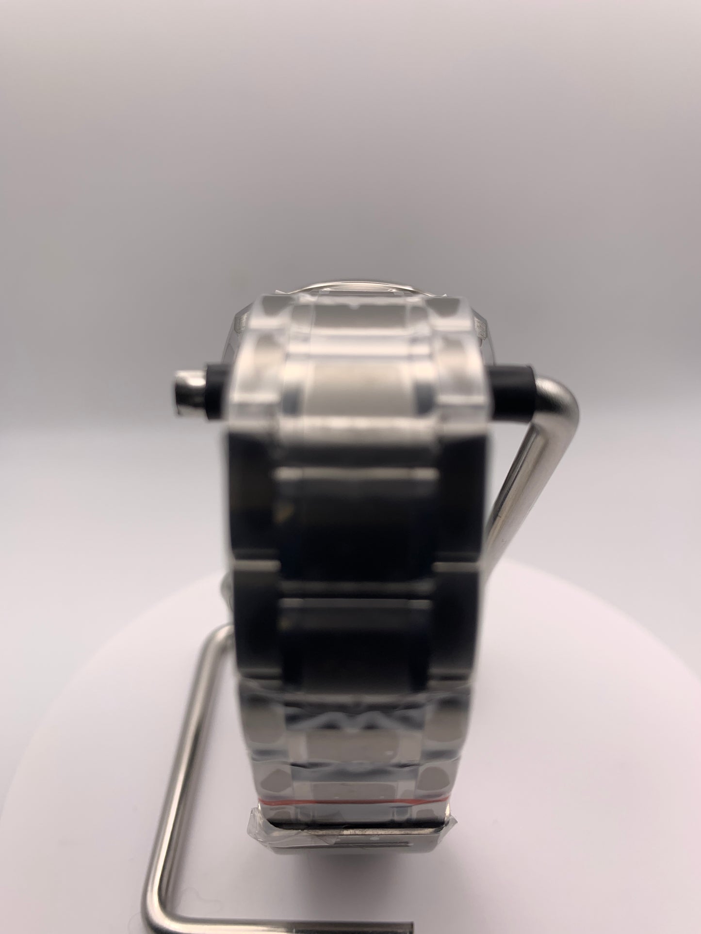 Violet II - 36mm Stainless steel case with matching bracelet. Unique dial. Sapphire crystal. Seiko NH35 automatic.