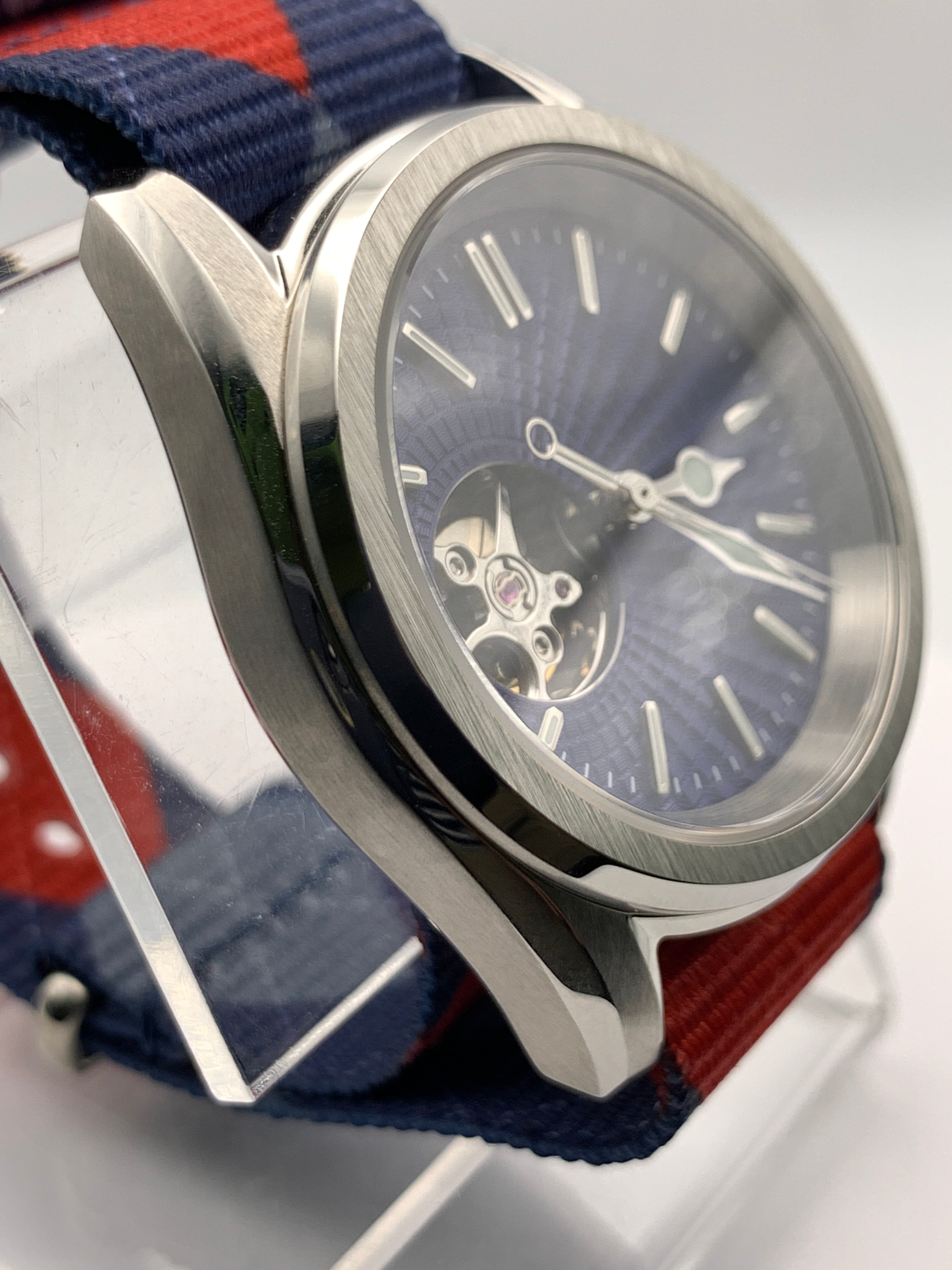 Blue Shift. 38mm Stainless steel. Sapphire crystal. Seiko NH38