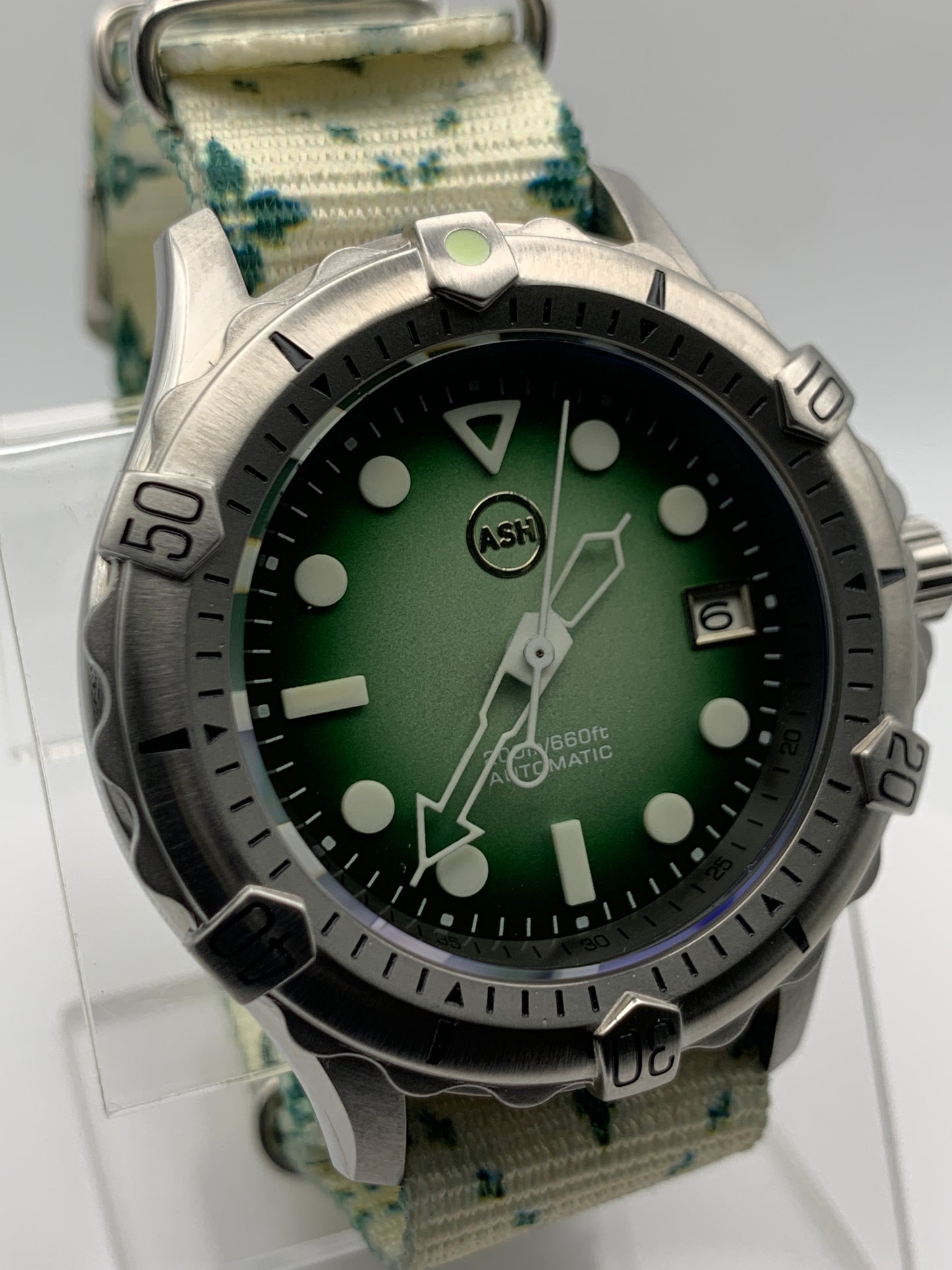Thymekeeper.  42mm Stainless steel case.  Sapphire crystal. Seiko NH35.