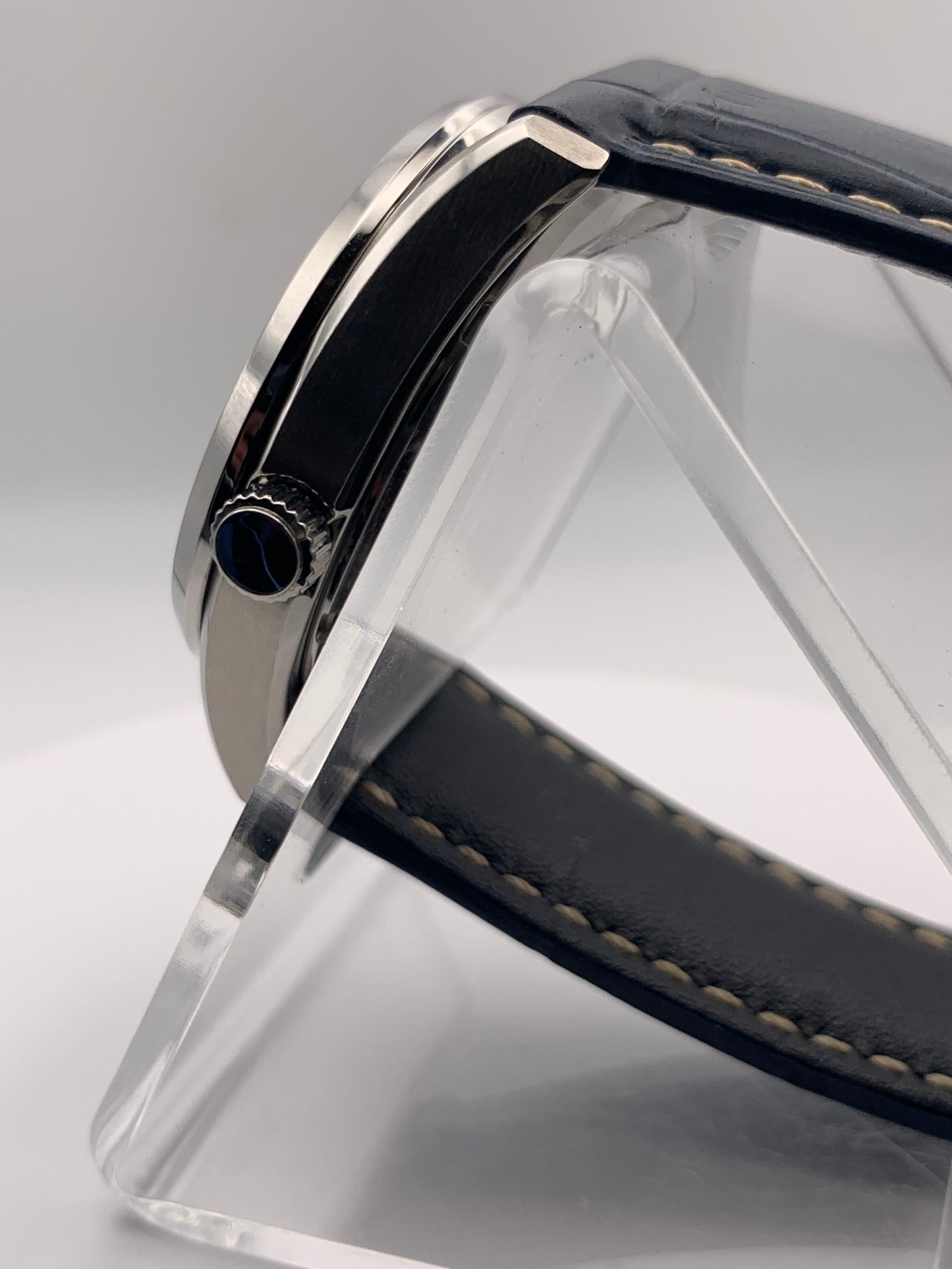 Icefall. 38mm Stainless steel. Sapphire crystal.  Seiko NH35.