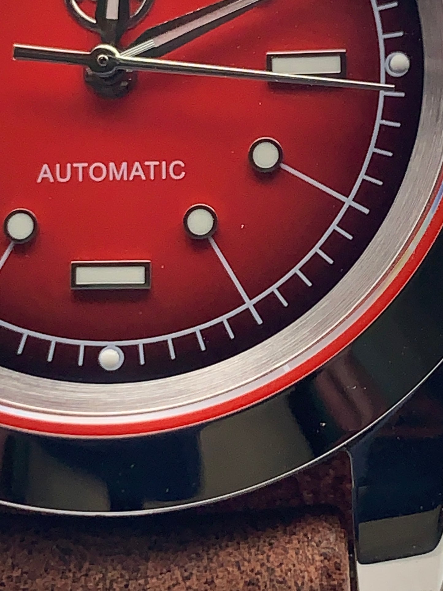 Red Five 1.2 - 39mm Stainless steel.